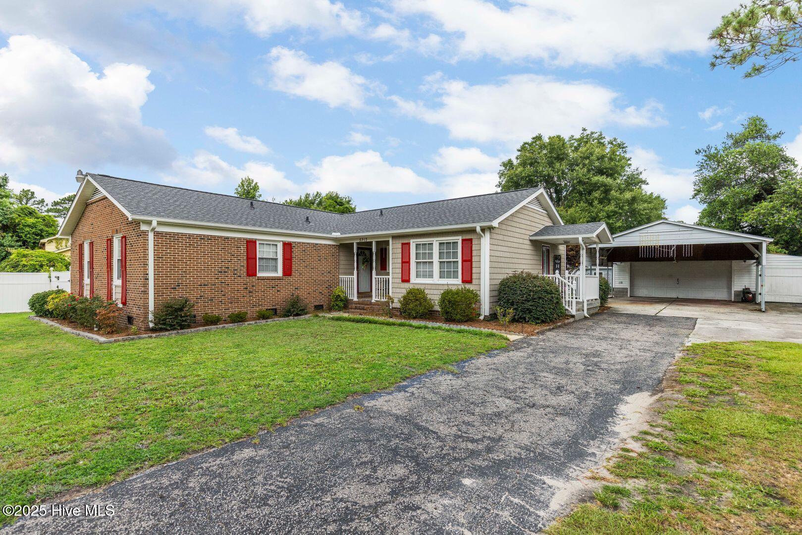 5213 Lord Tennyson Road Property Photo 2