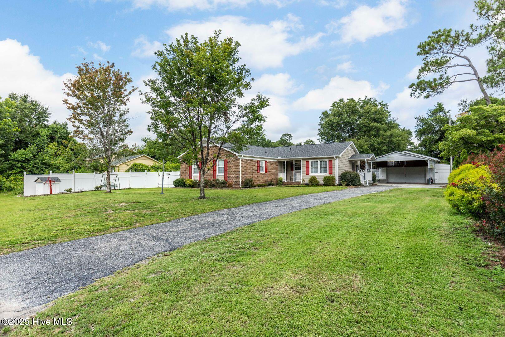 5213 Lord Tennyson Road Property Photo 3