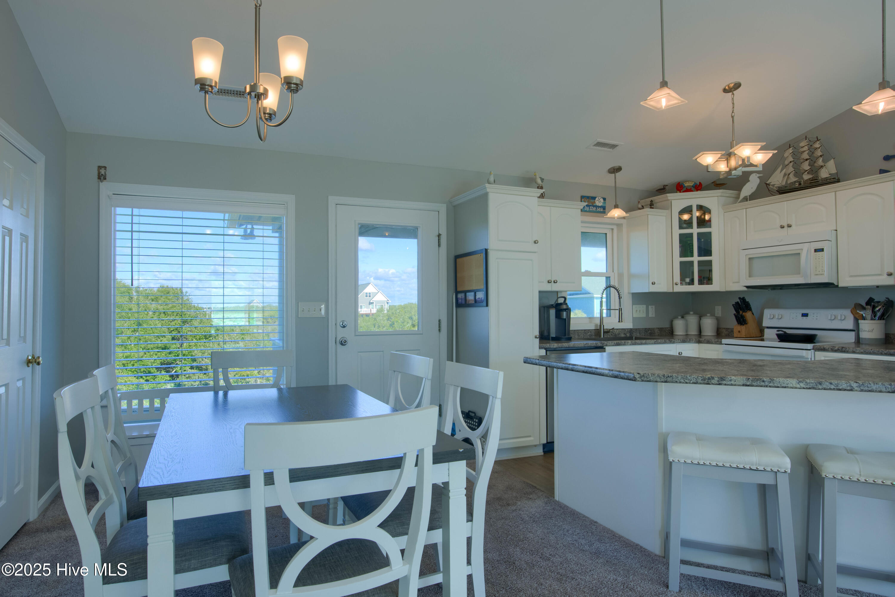 20 Porpoise Place Property Photo 7