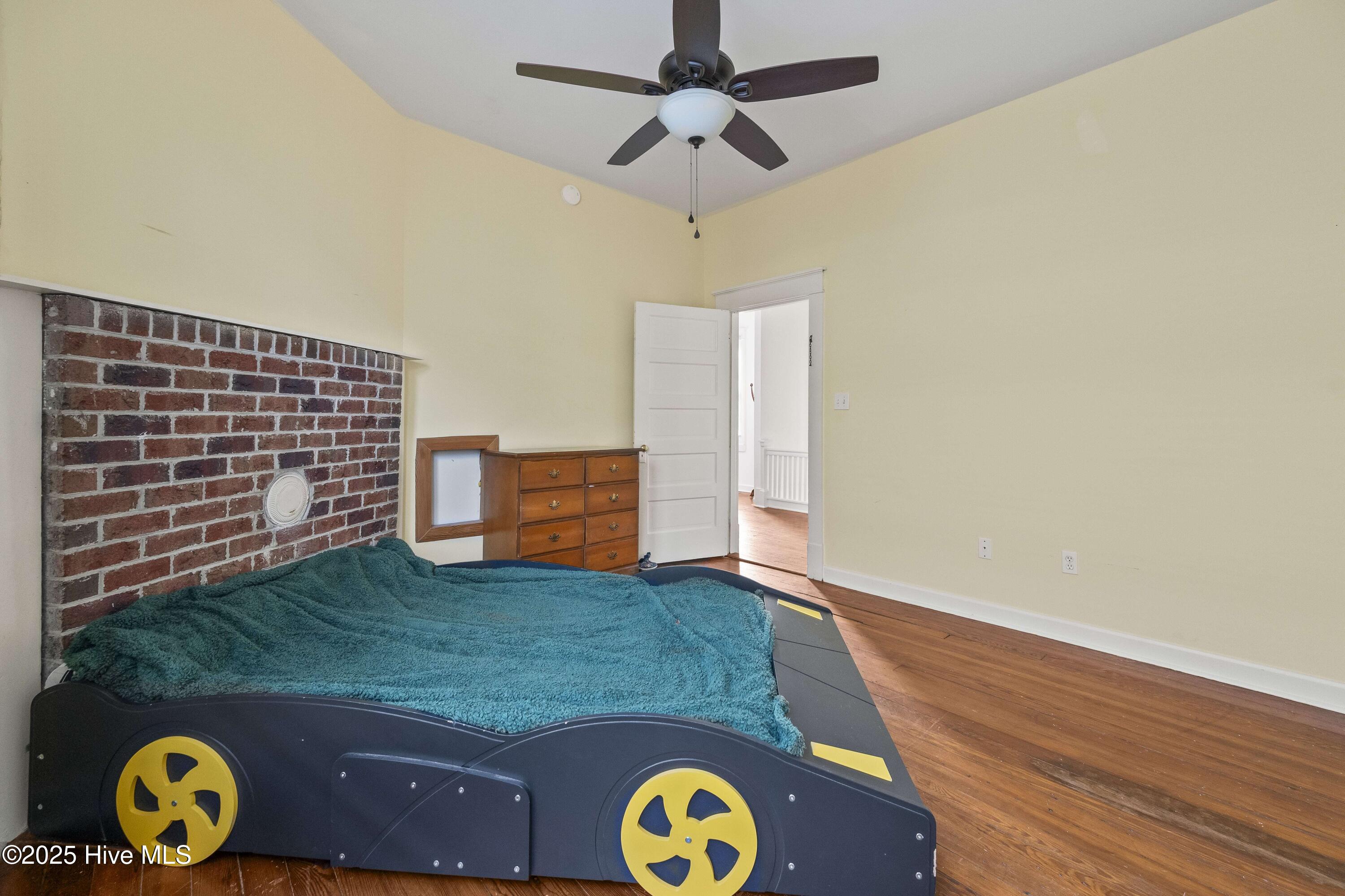 117 S 7th Street Property Photo 20