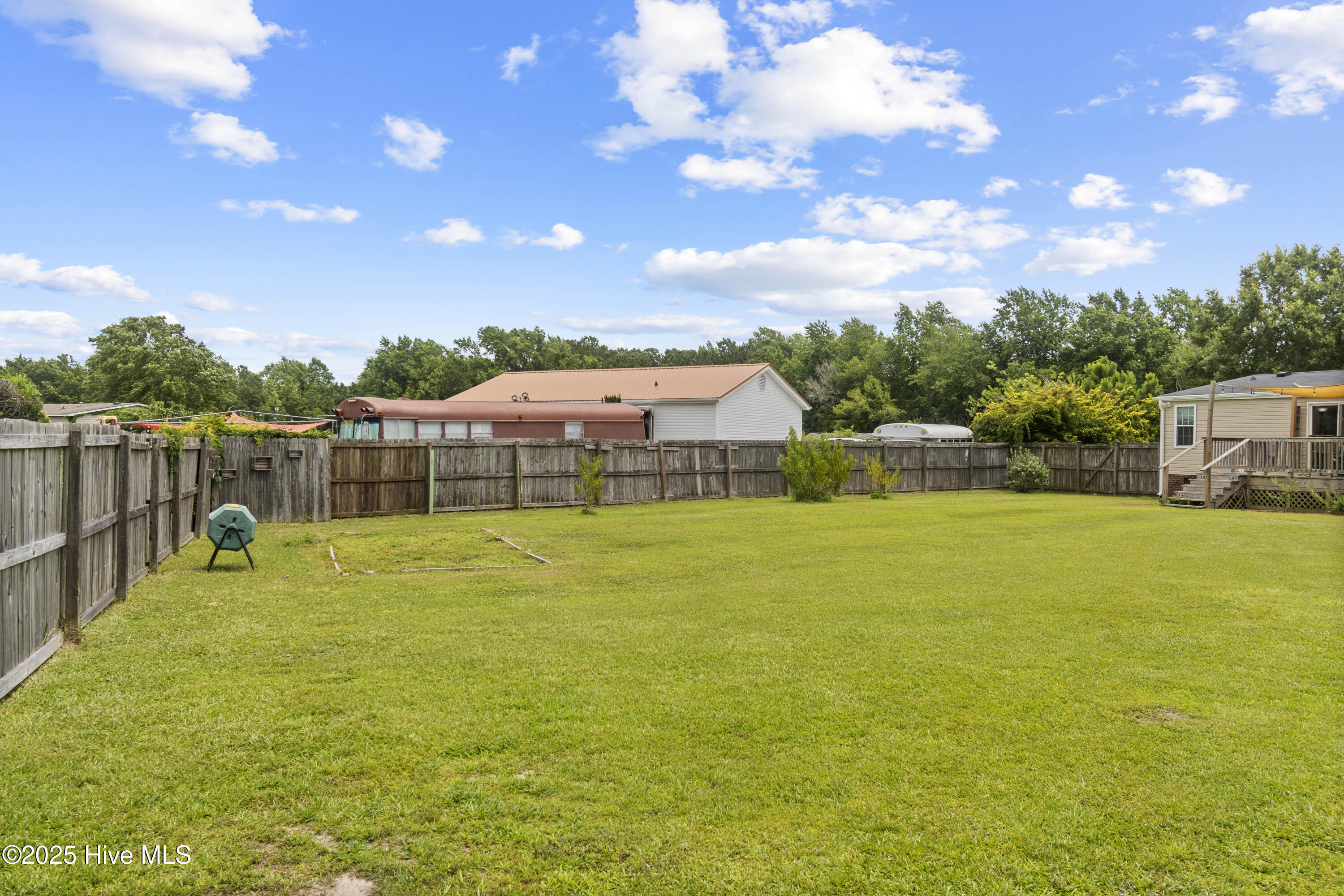 111 Hidden Creek Drive Property Photo 33