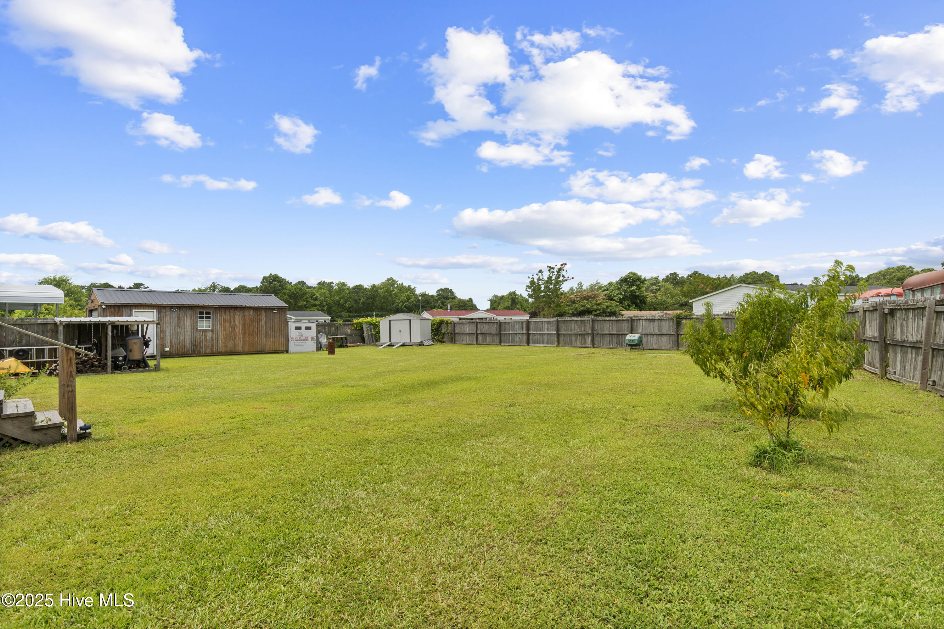 111 Hidden Creek Drive Property Photo 34