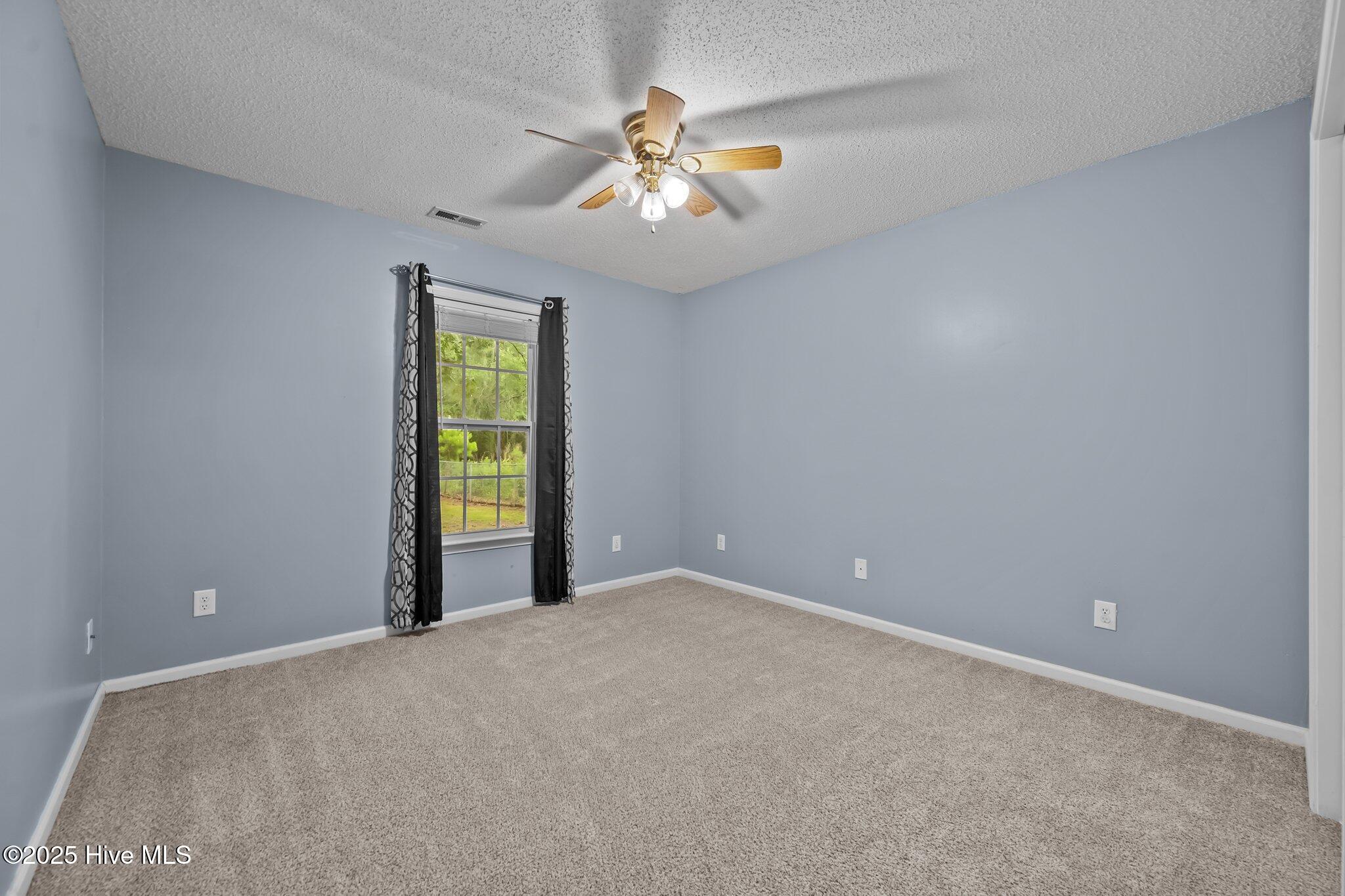 112 Fodder Drive Property Photo 34
