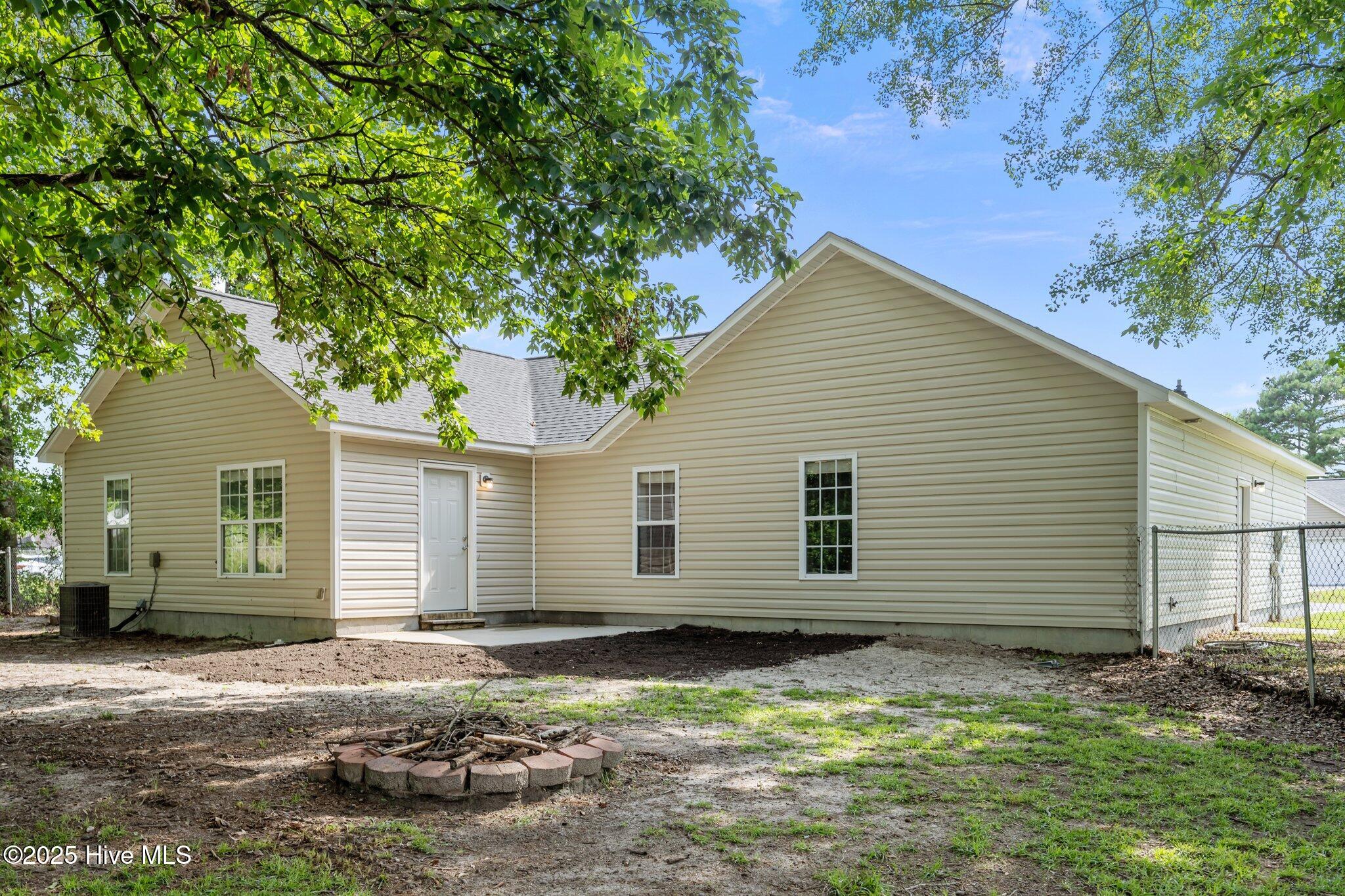 112 Fodder Drive Property Photo 37