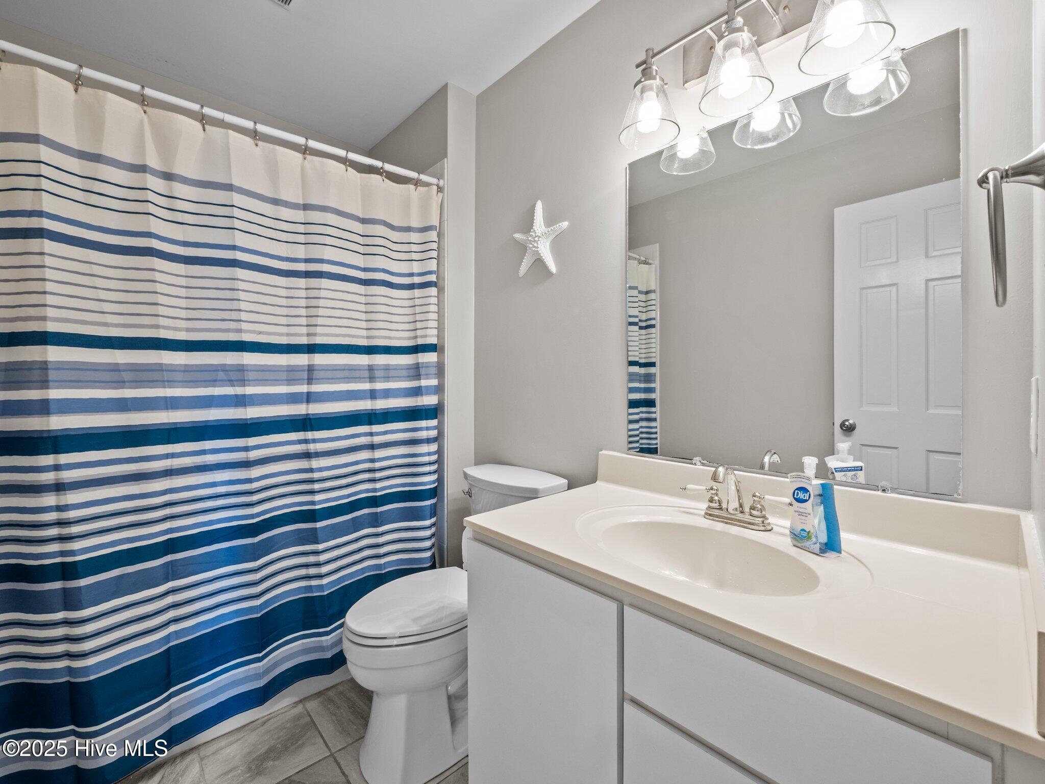7227 Archers Creek Drive Property Photo 20