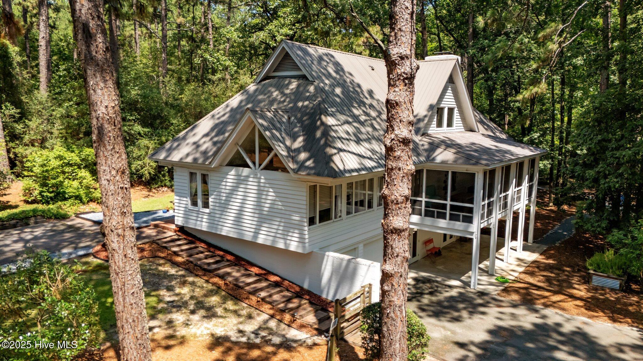 2145 Midland Road Property Photo 1