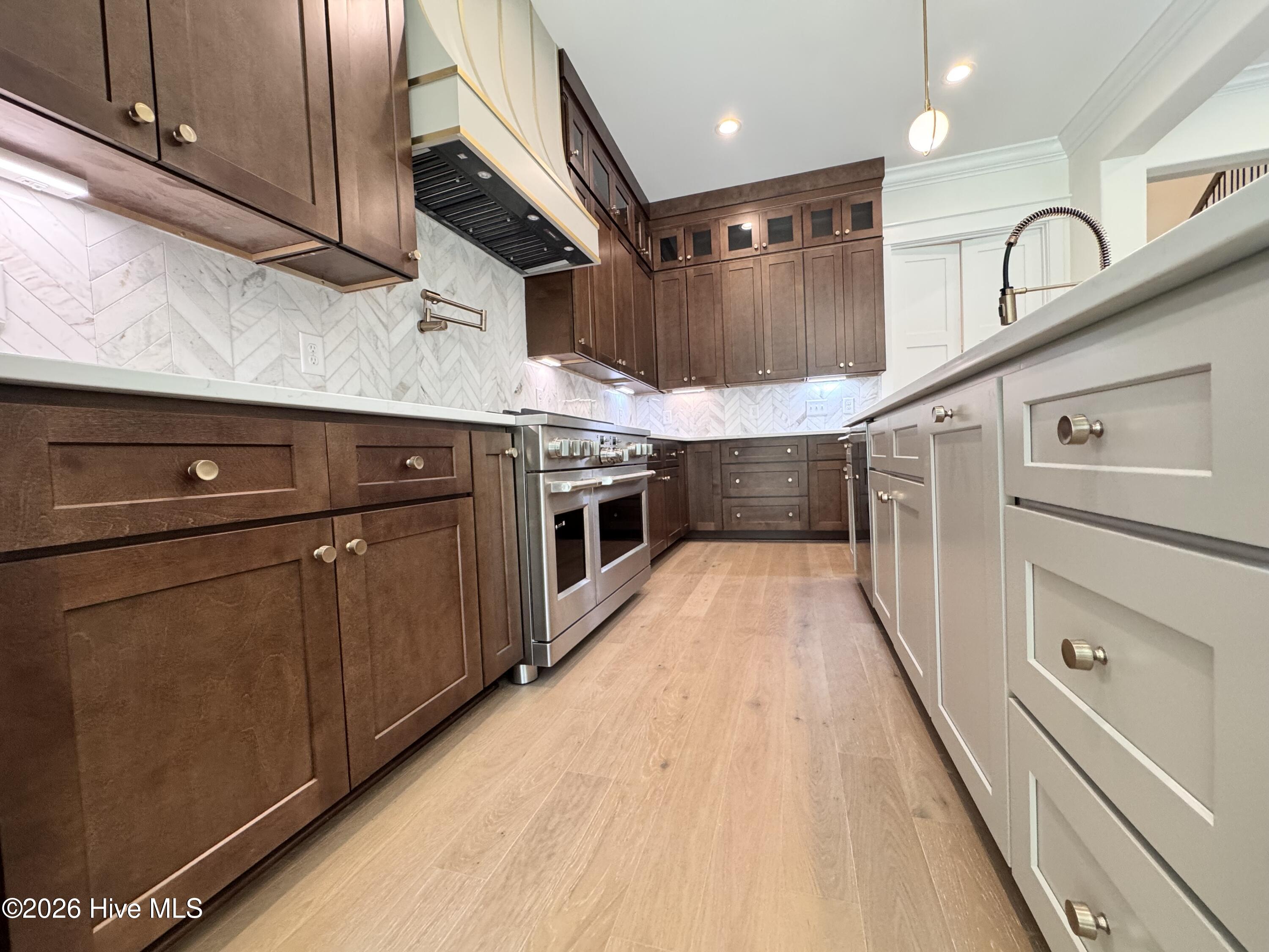 730 Diamondhead Drive S Property Photo 11