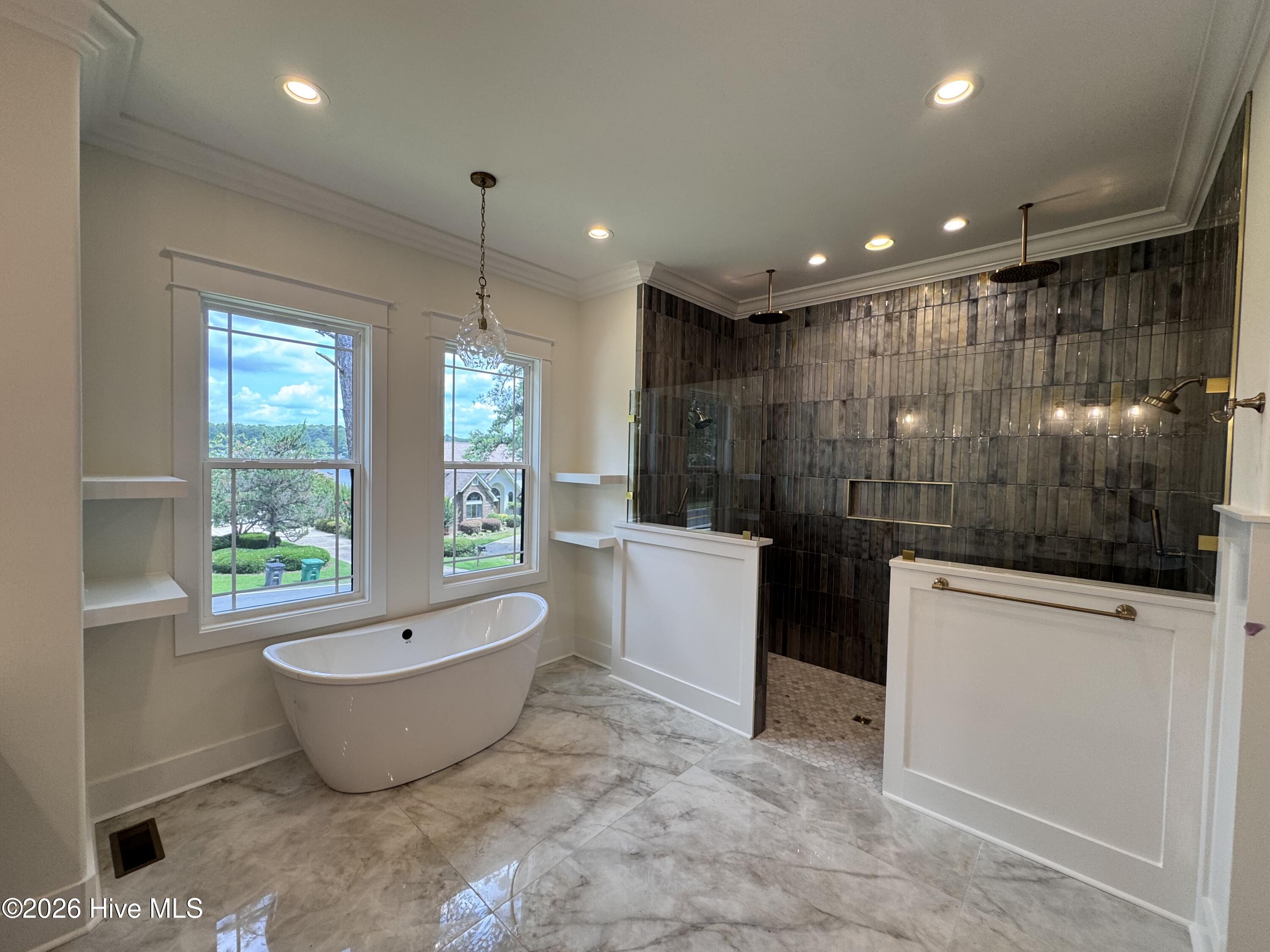 730 Diamondhead Drive S Property Photo 25