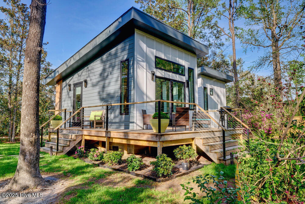 7503 Anaca Point Road Property Photo 2