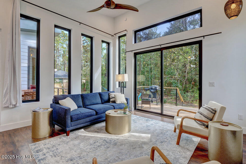 7503 Anaca Point Road Property Photo 4