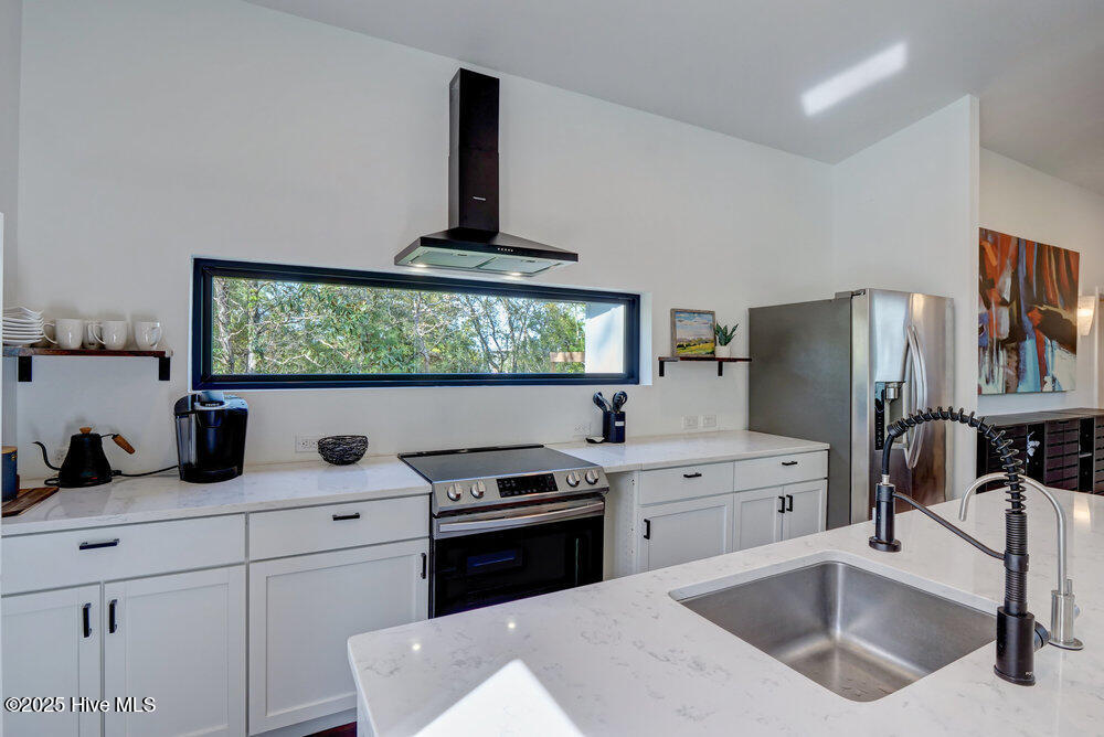 7503 Anaca Point Road Property Photo 9