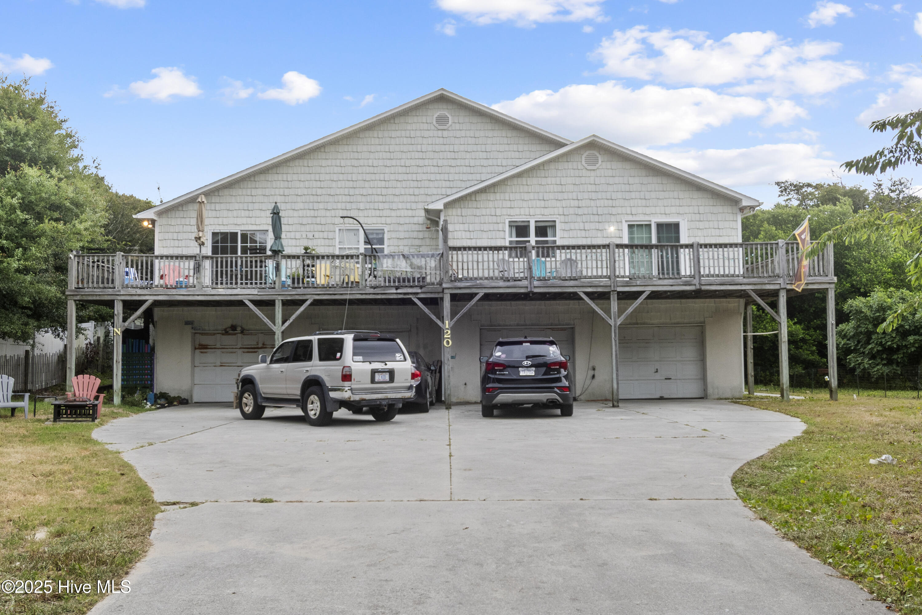 120 Shorerush Drive Property Photo 1