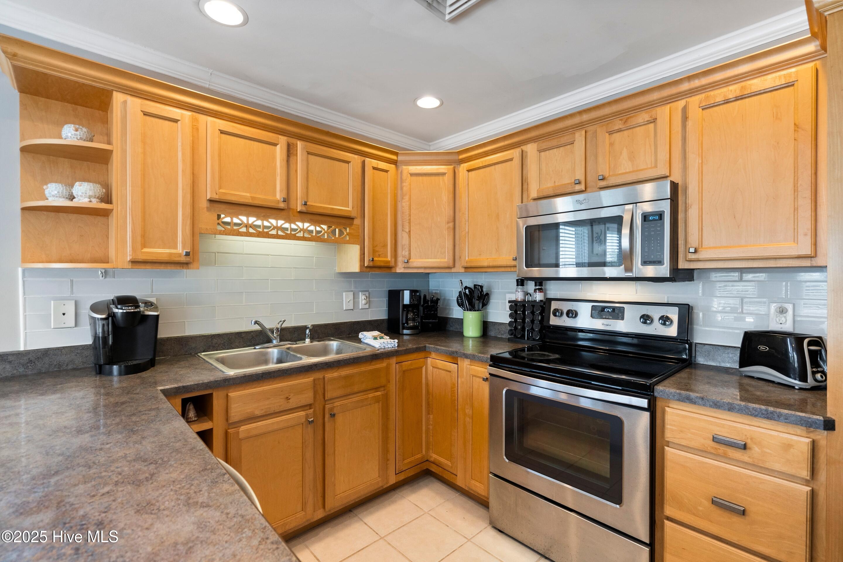 123 W Sandbur Drive Property Photo 25