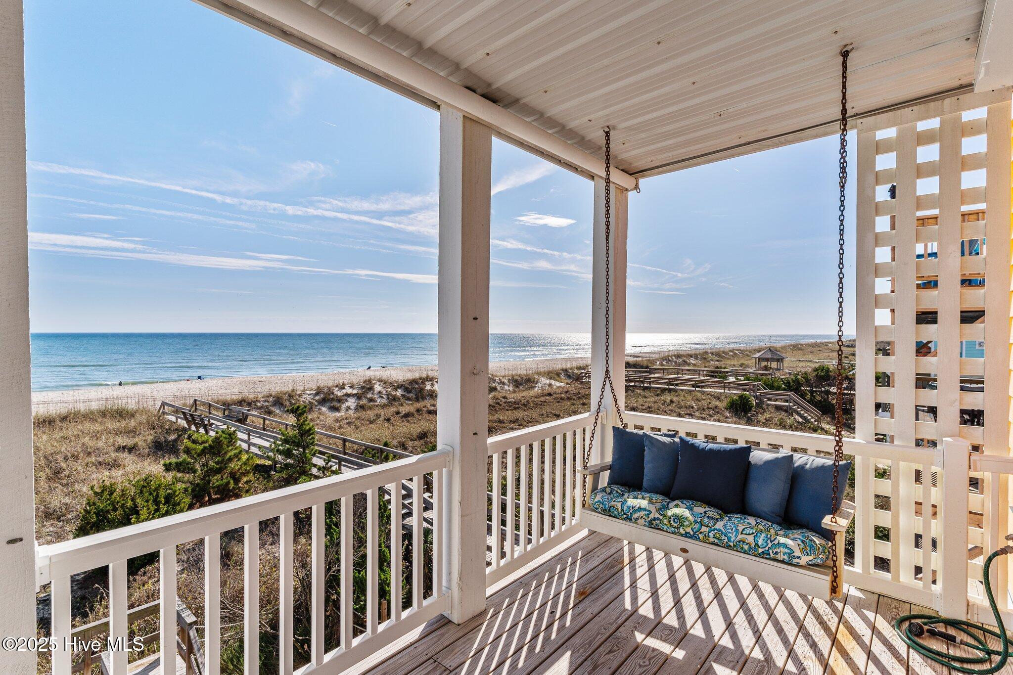 611 Carolina Beach Avenue Units A & B Property Photo 9