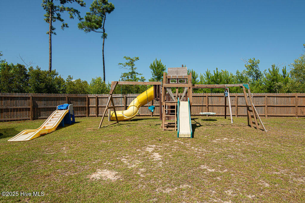 704 Mooring Court Property Photo 44