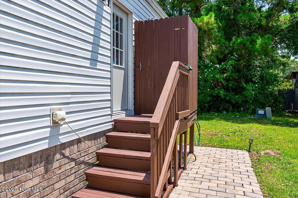 128 Ne 75th Street Property Photo 30