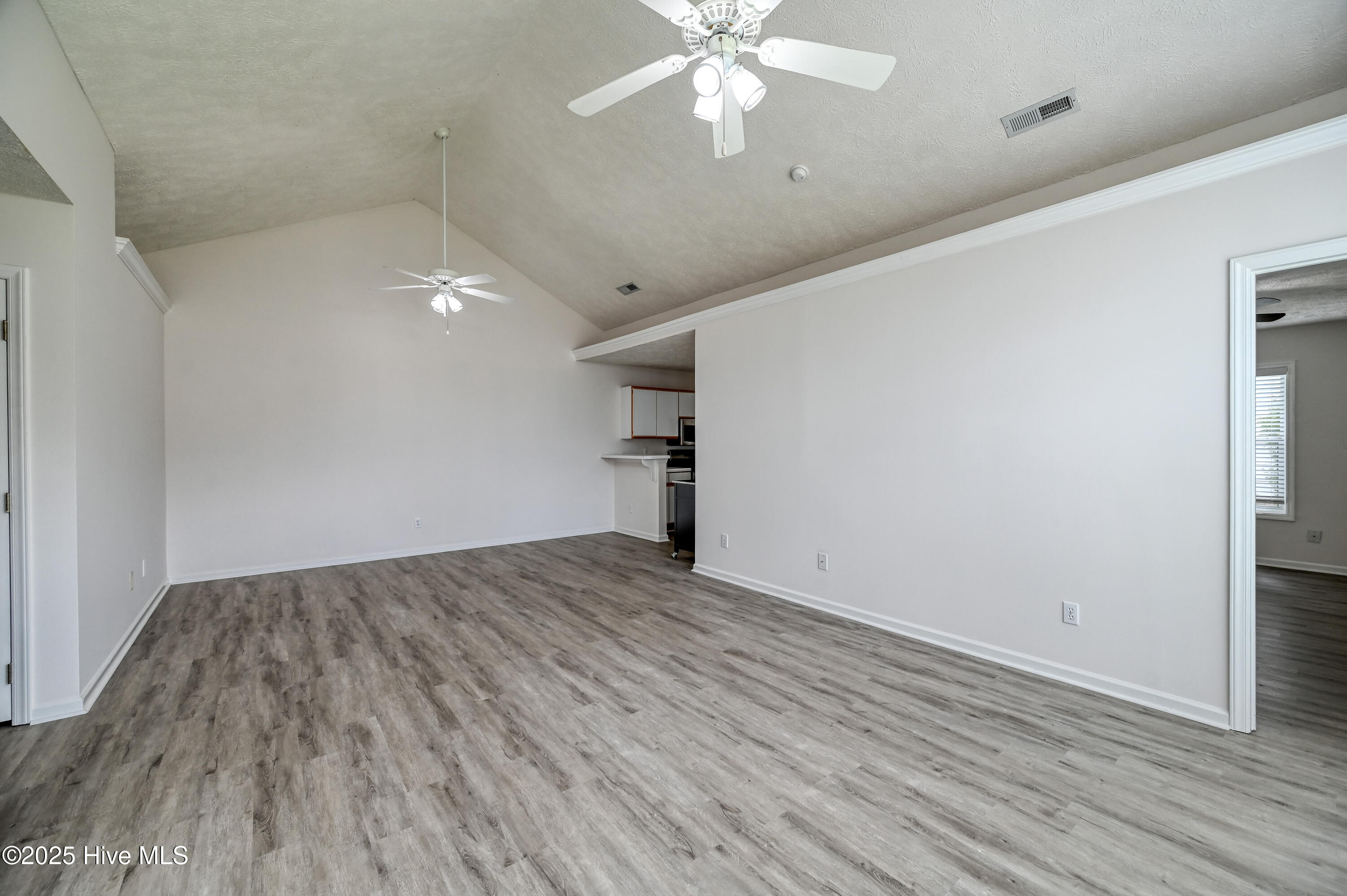 4605 Song Sparrow Court Property Photo 8