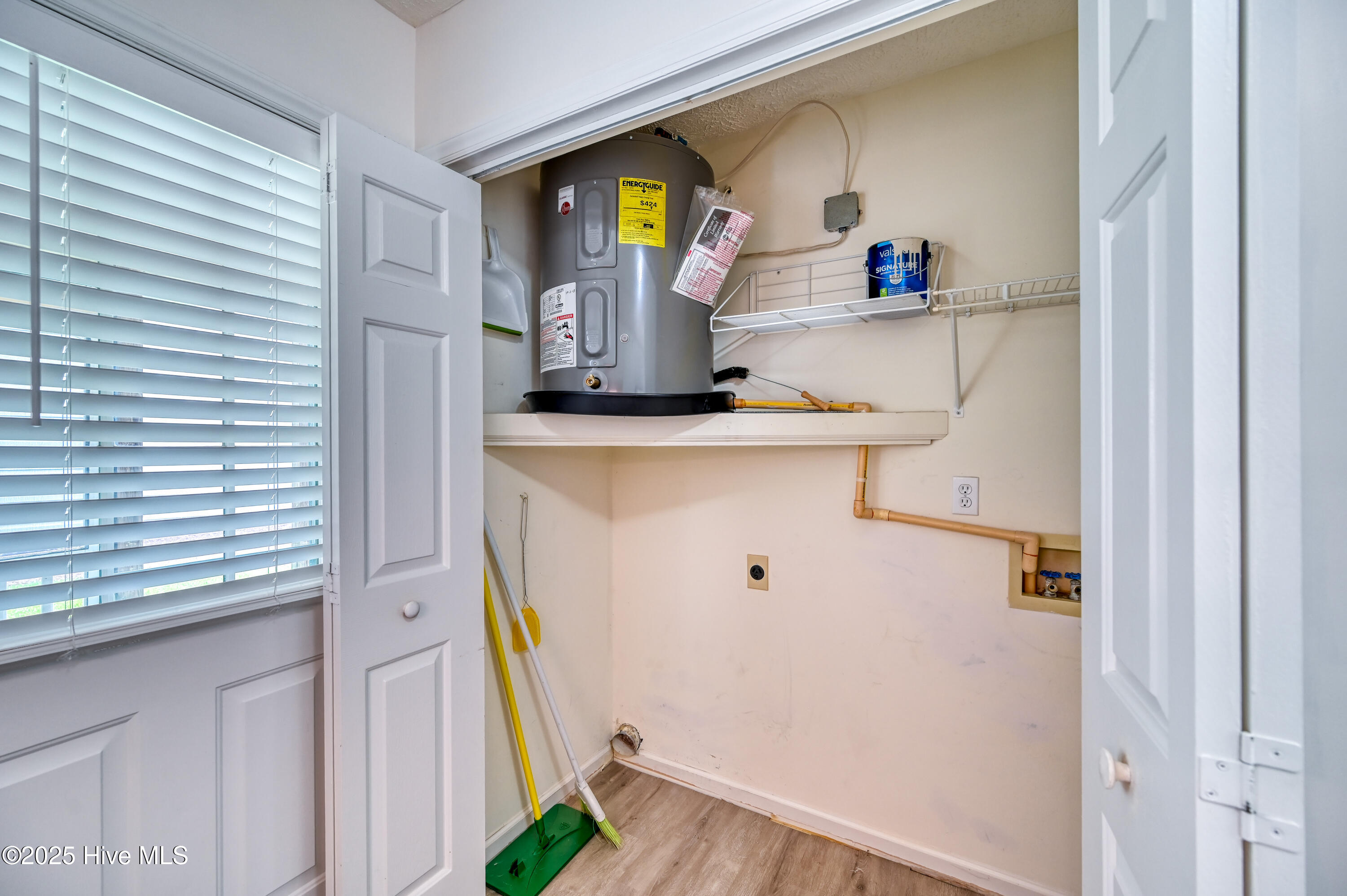 4605 Song Sparrow Court Property Photo 12