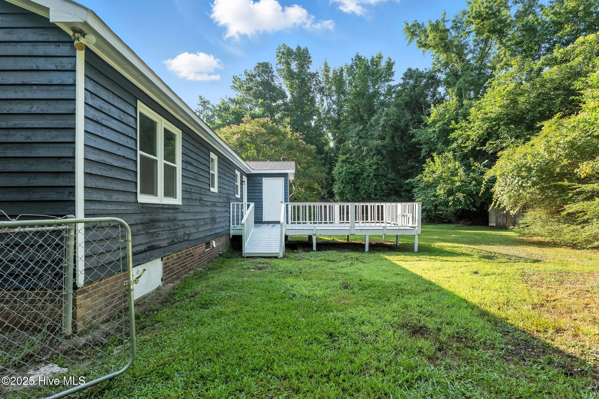 104 S Nikol Way Property Photo 40