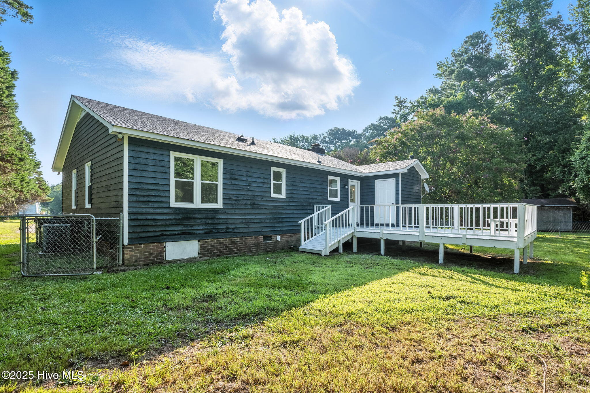 104 S Nikol Way Property Photo 41