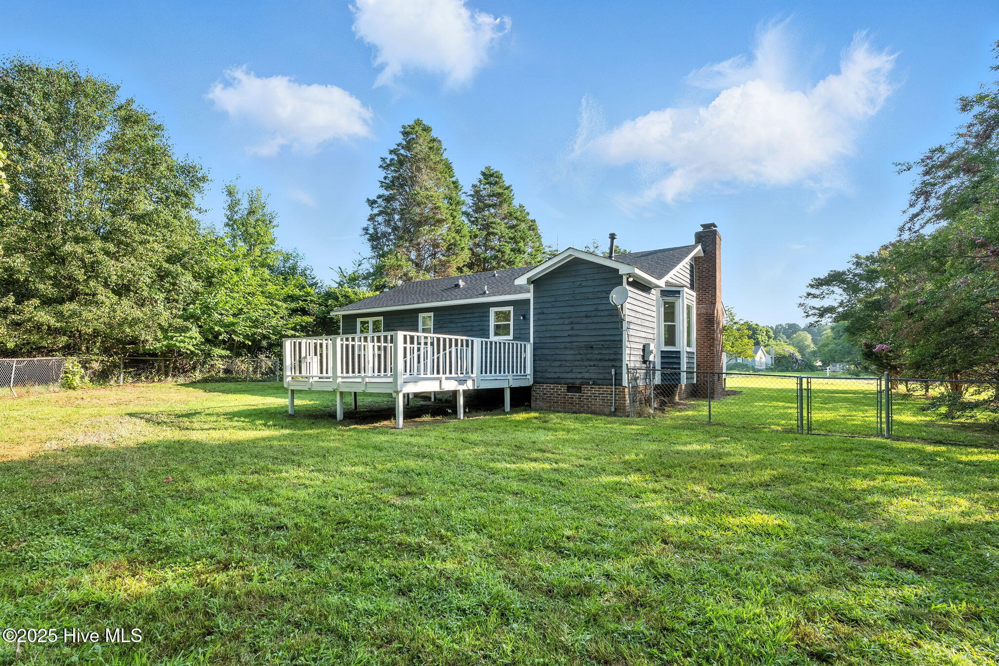 104 S Nikol Way Property Photo 42
