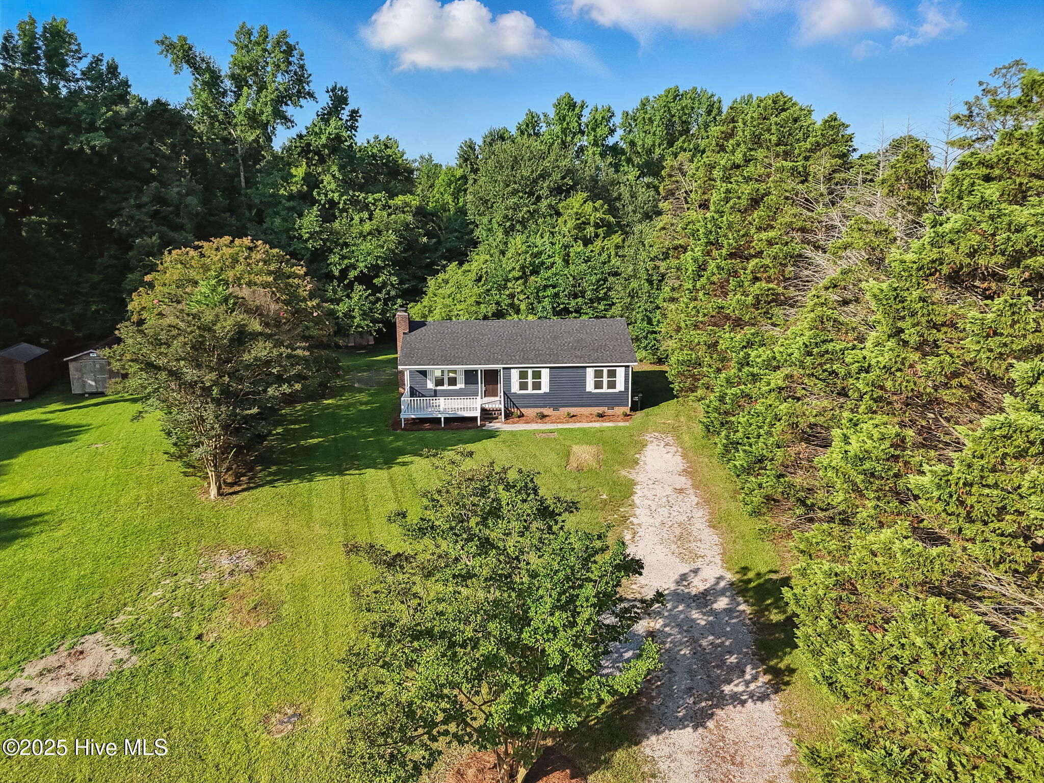 104 S Nikol Way Property Photo 43