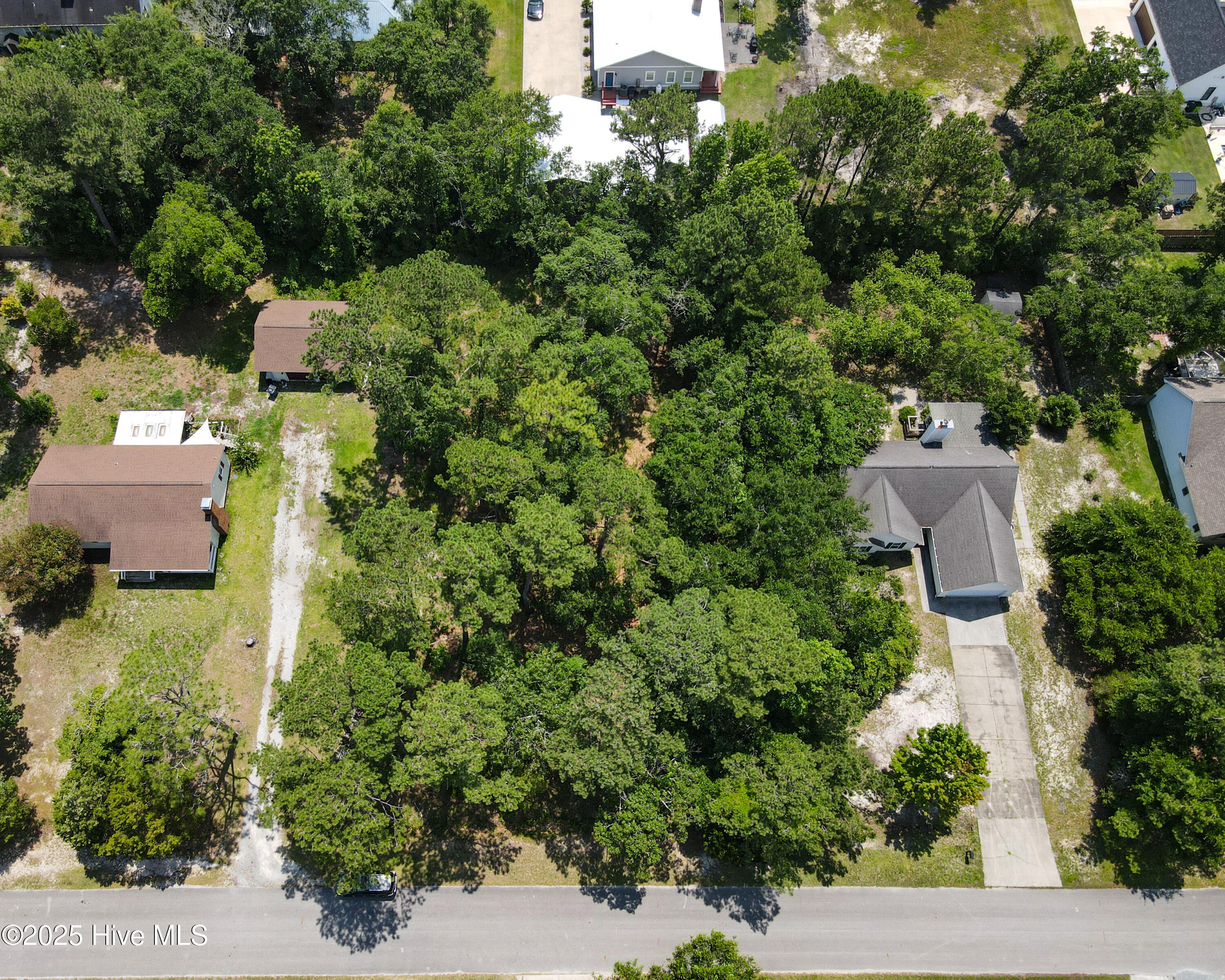 327 Masters Lane Property Photo 3