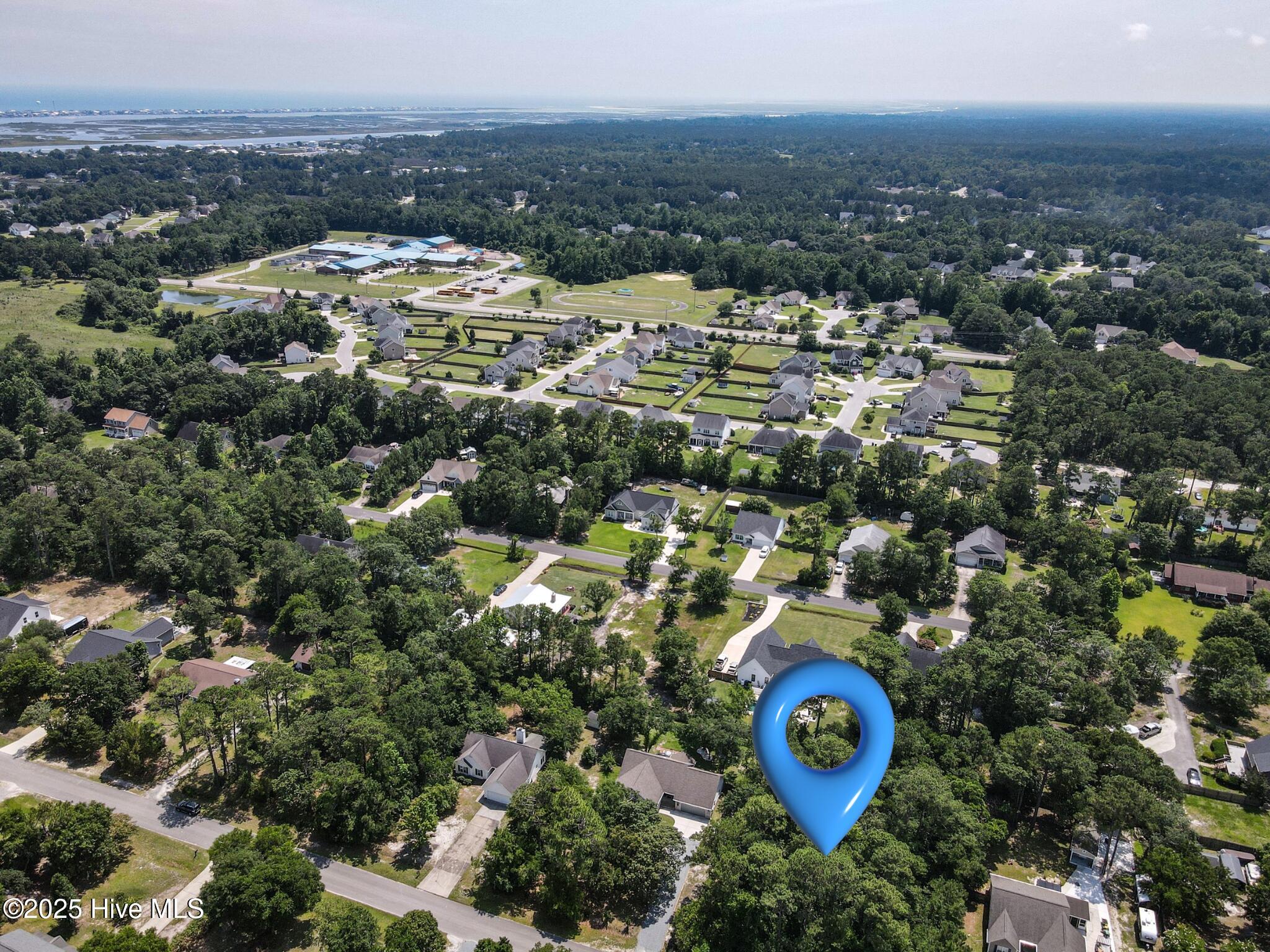 327 Masters Lane Property Photo 6