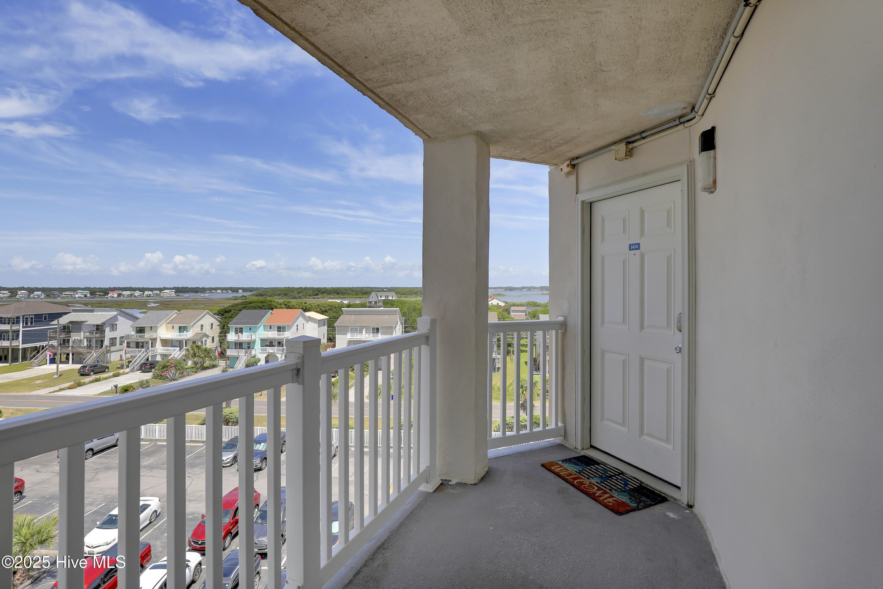 2000 New River Inlet Road 1414 Property Photo 2