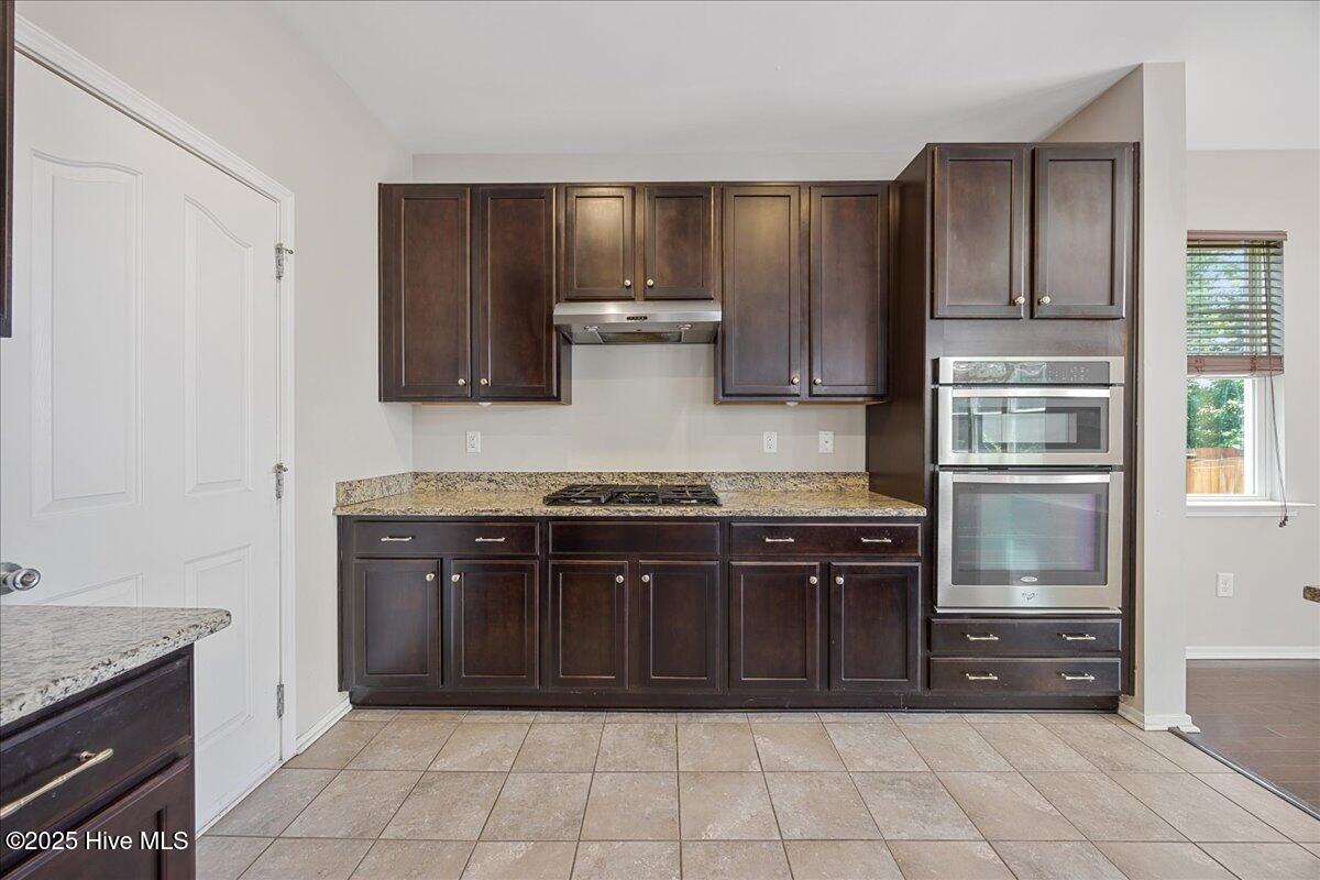 5600 Yorkwood Drive Property Photo 13