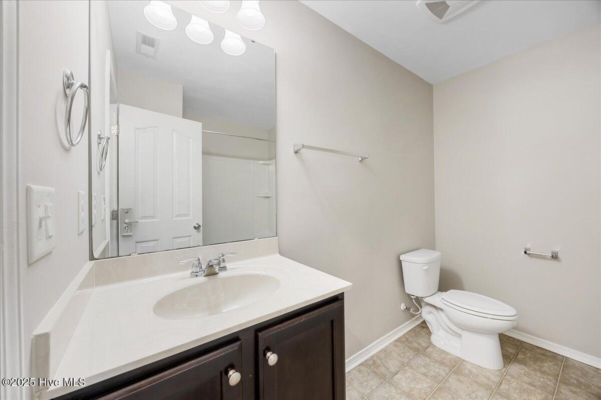 5600 Yorkwood Drive Property Photo 24