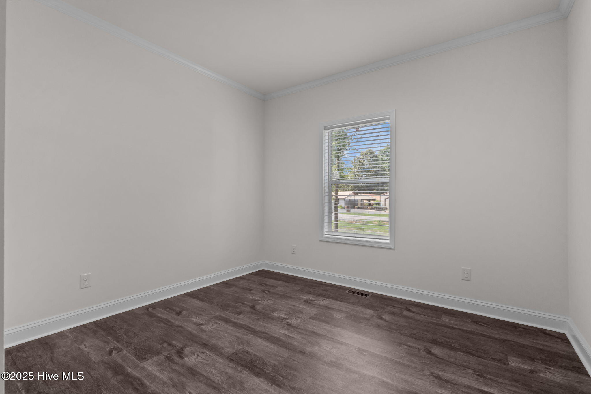 105 Holmes Lane Property Photo 35