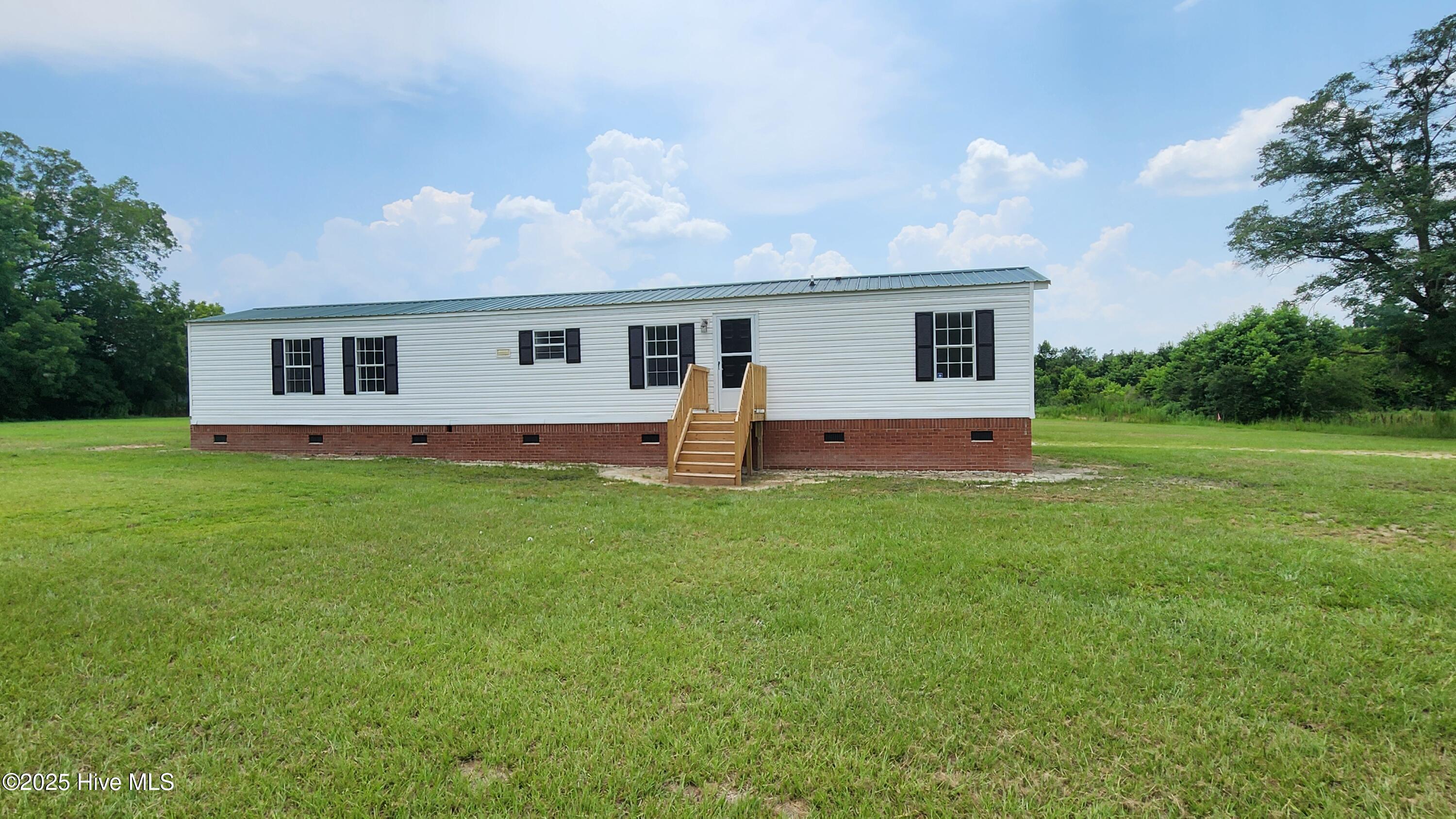 11474 Old Mitz Highway Property Photo 1