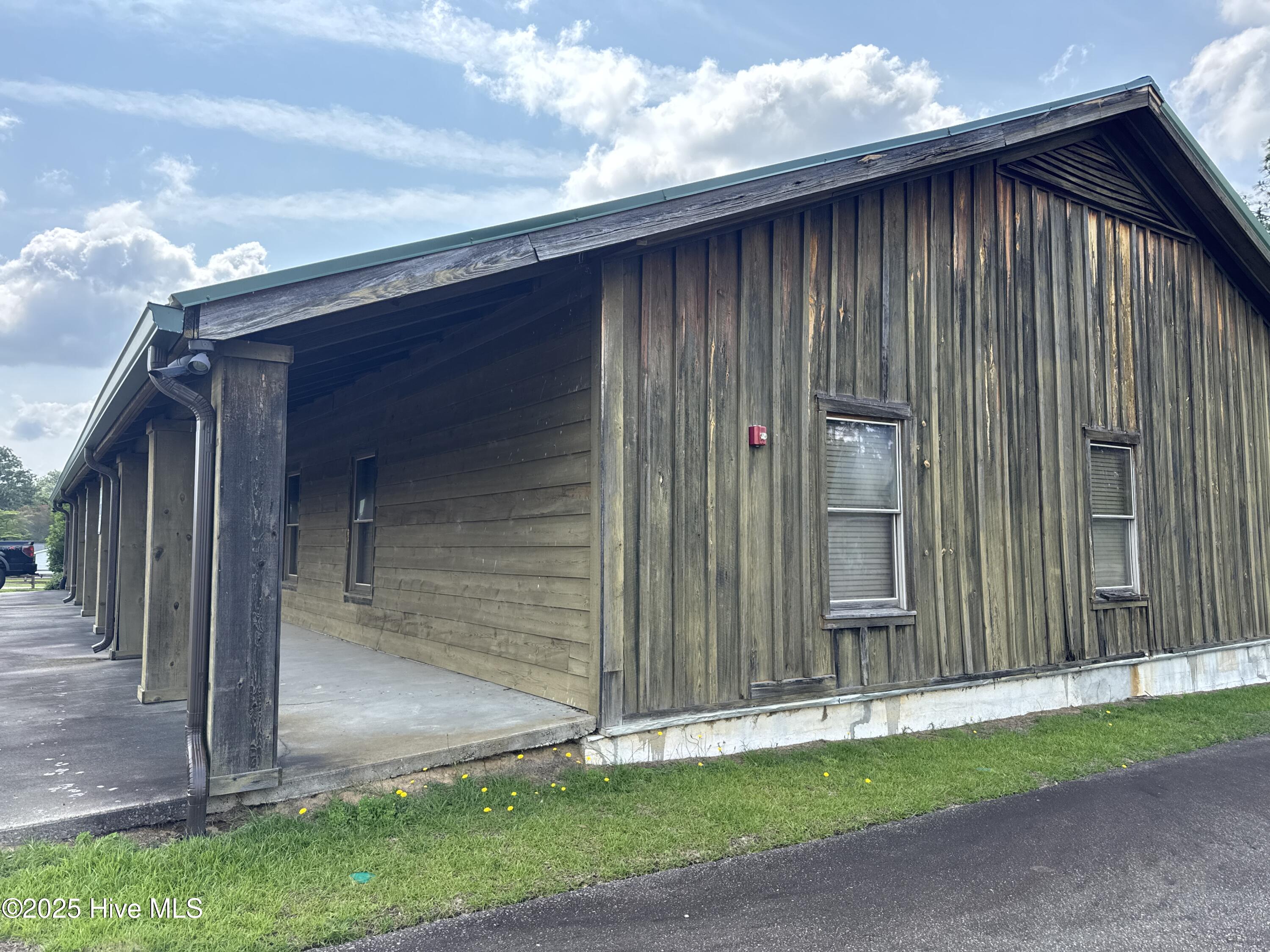 5749 Us 1 Property Photo 4