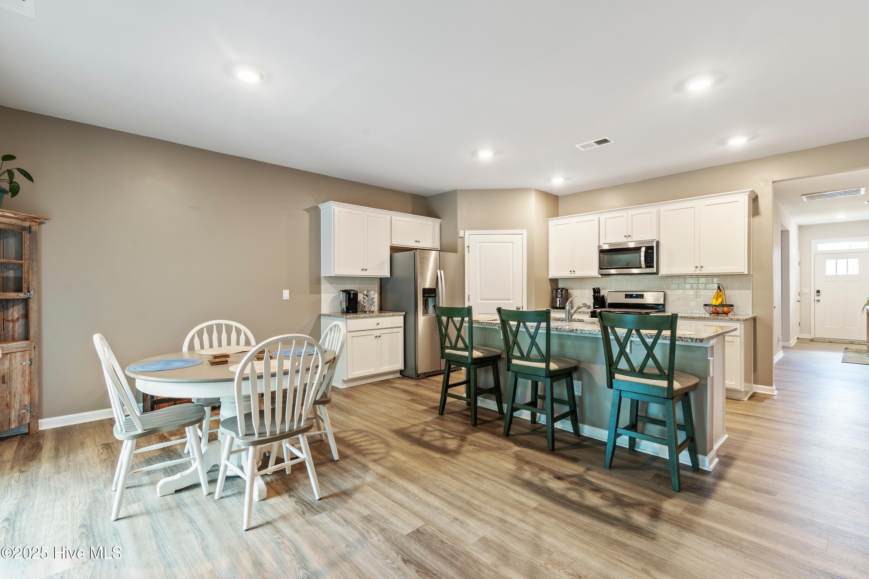 3033 Lochgreen Circle Property Photo 10