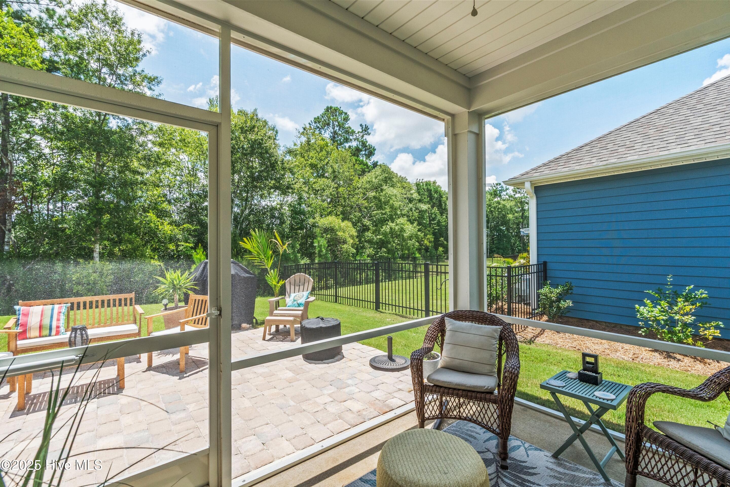 3033 Lochgreen Circle Property Photo 45
