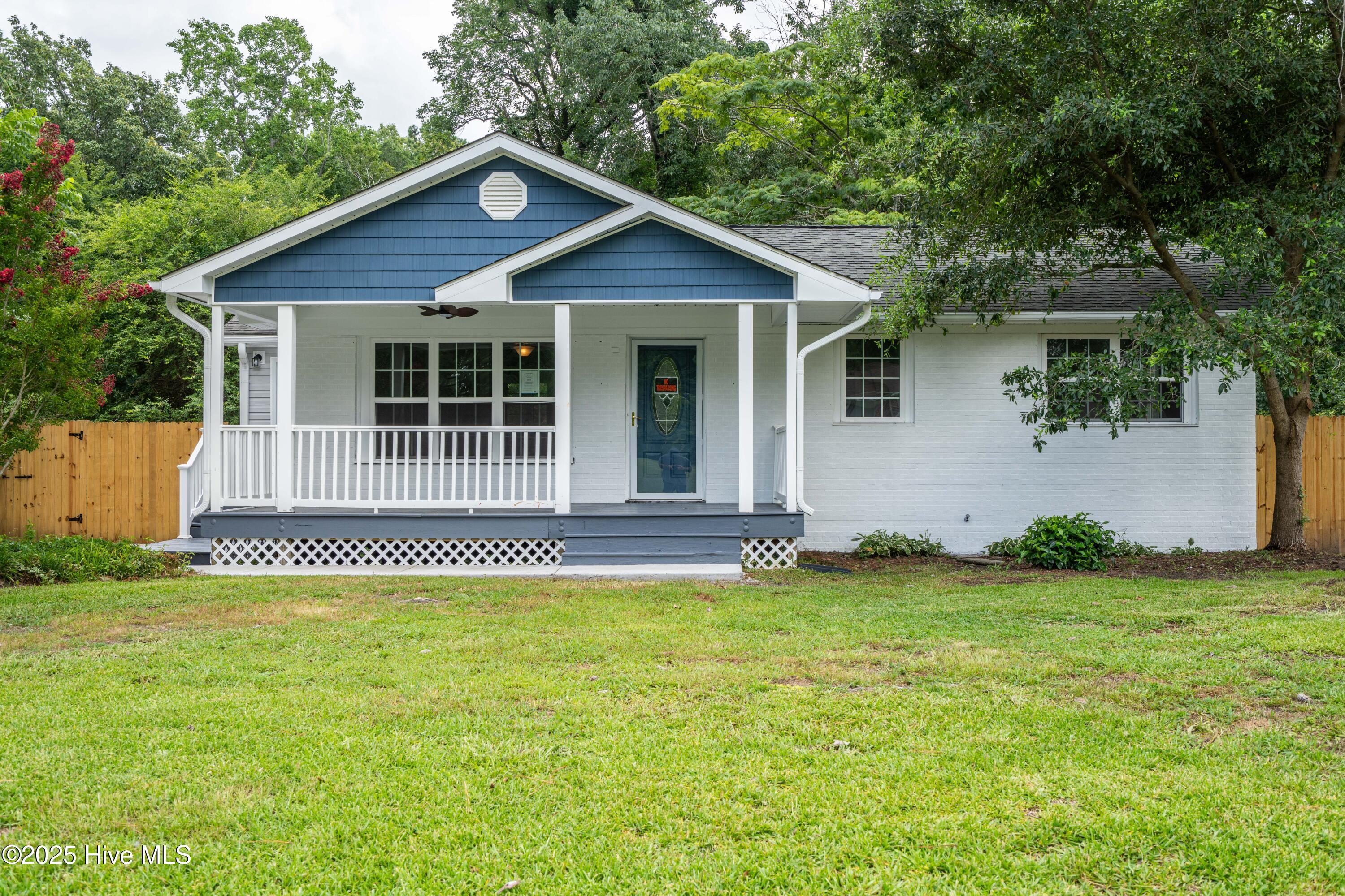 116 Long Acres Drive