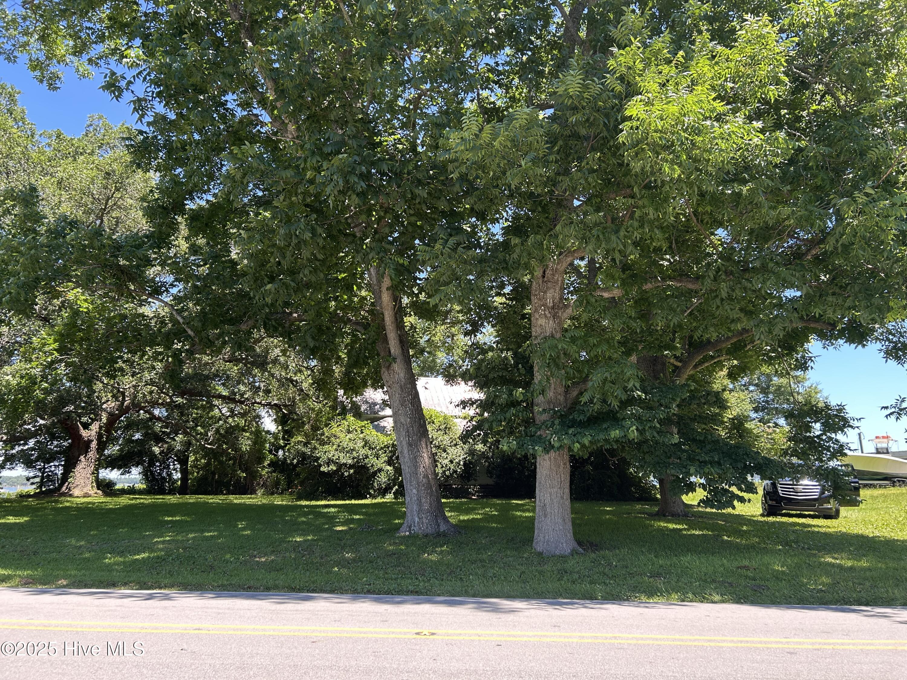 139 Hall Point Road Property Photo 11