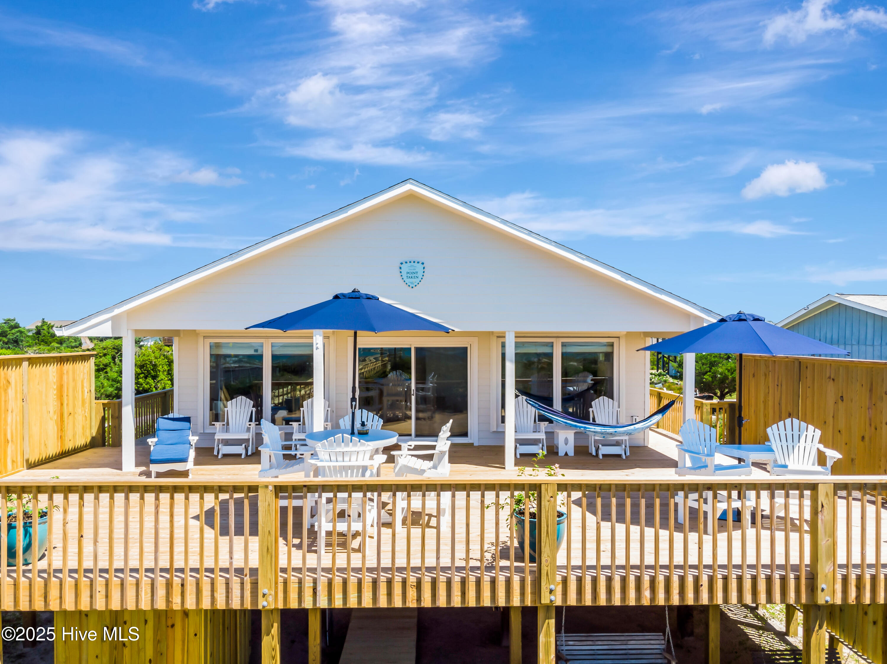 11013 Inlet Drive Property Photo 1