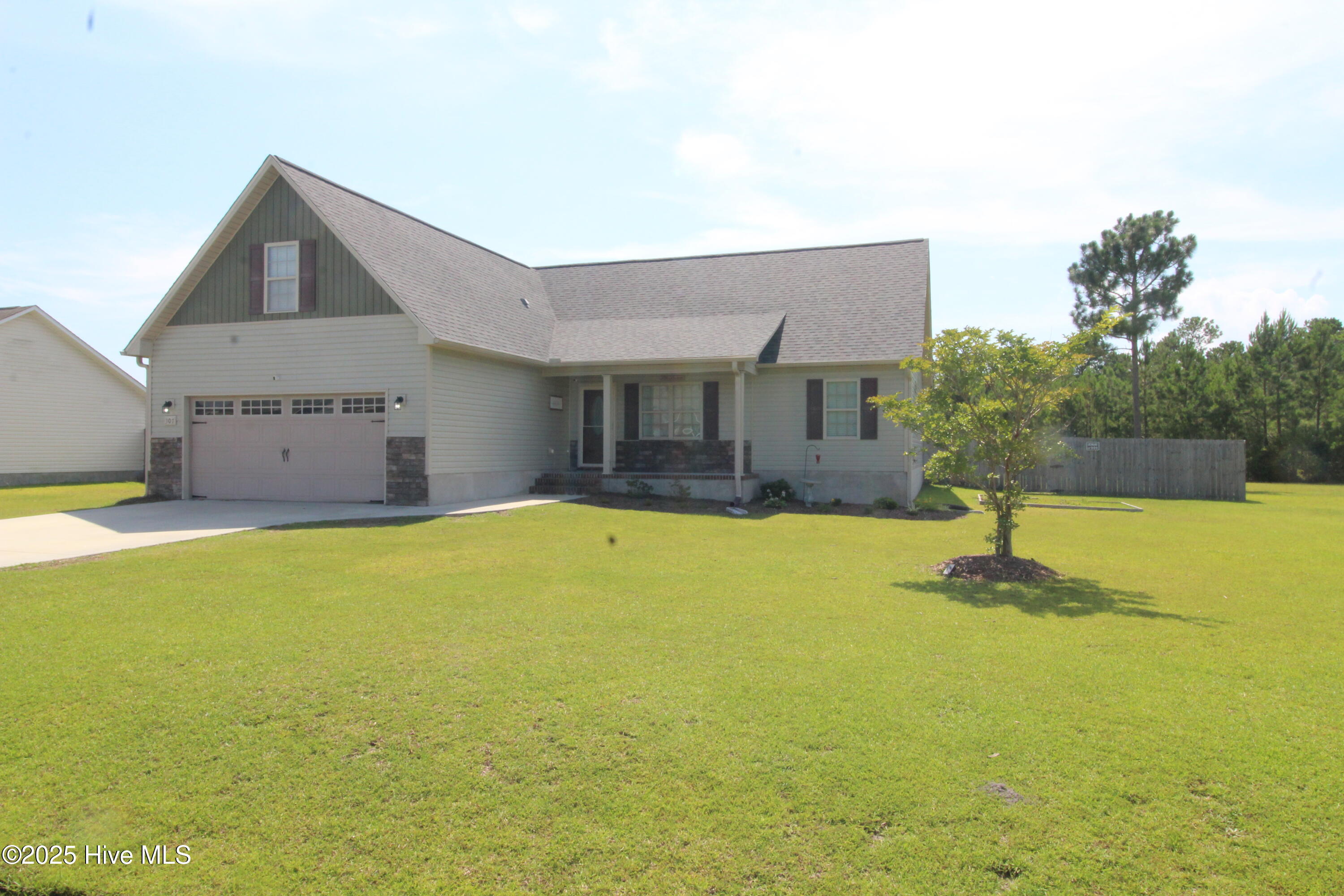 307 Basil Court Property Photo 1