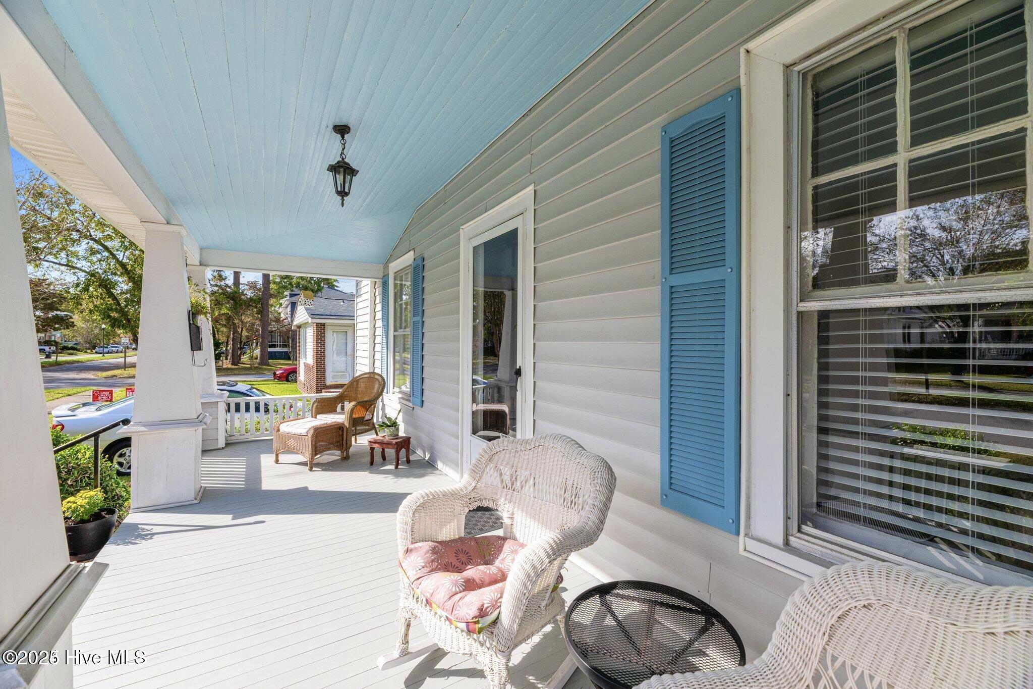 1422 Spencer Avenue Property Photo 2