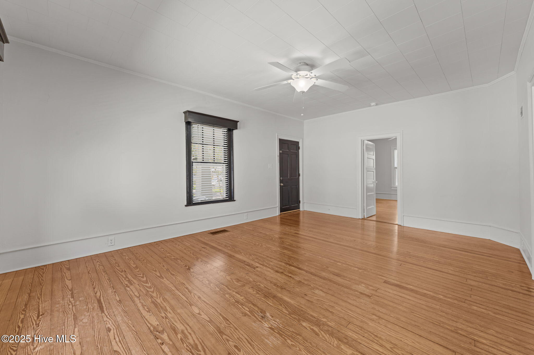 1422 Spencer Avenue Property Photo 14