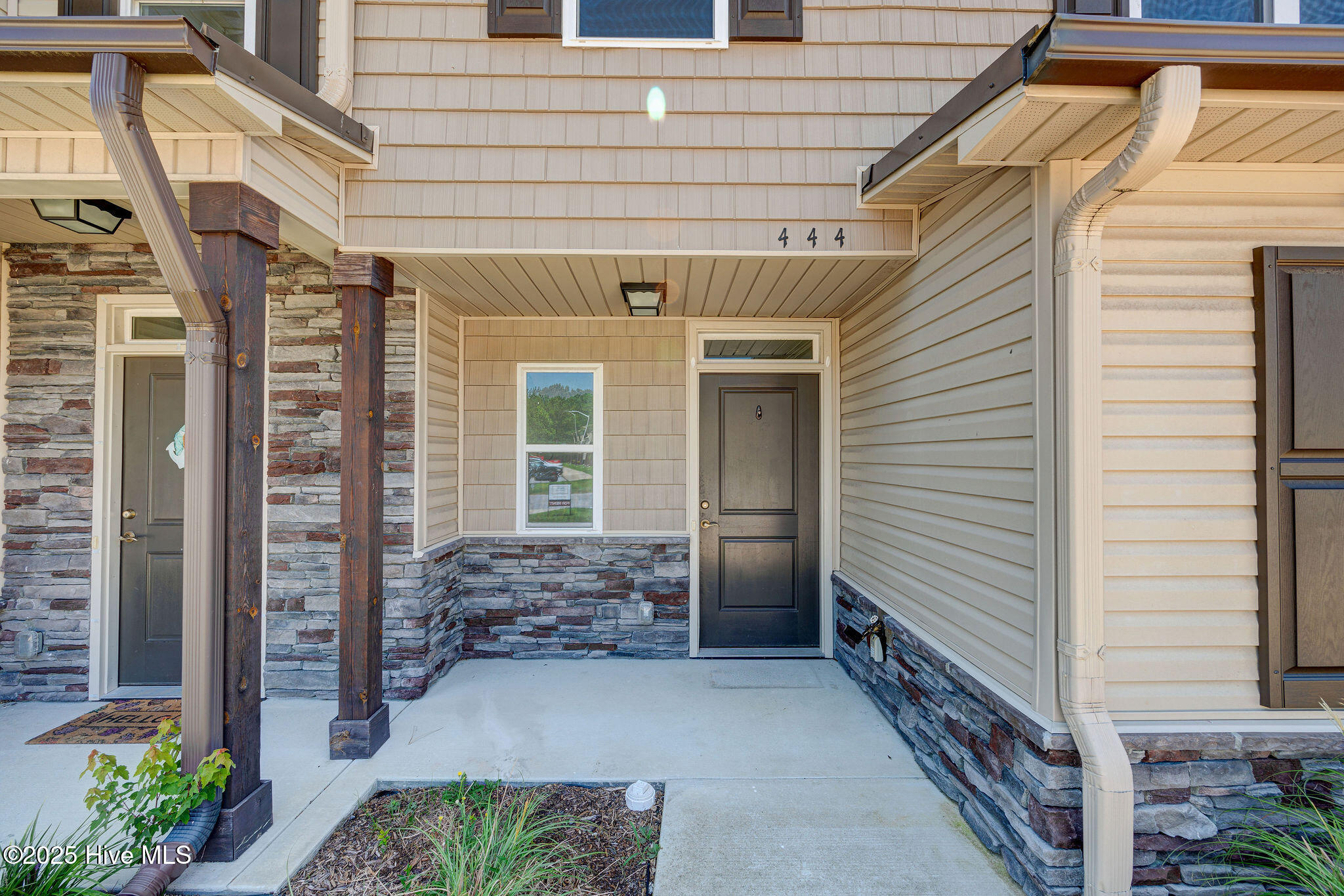 444 Sullivan Loop Road Property Photo 1