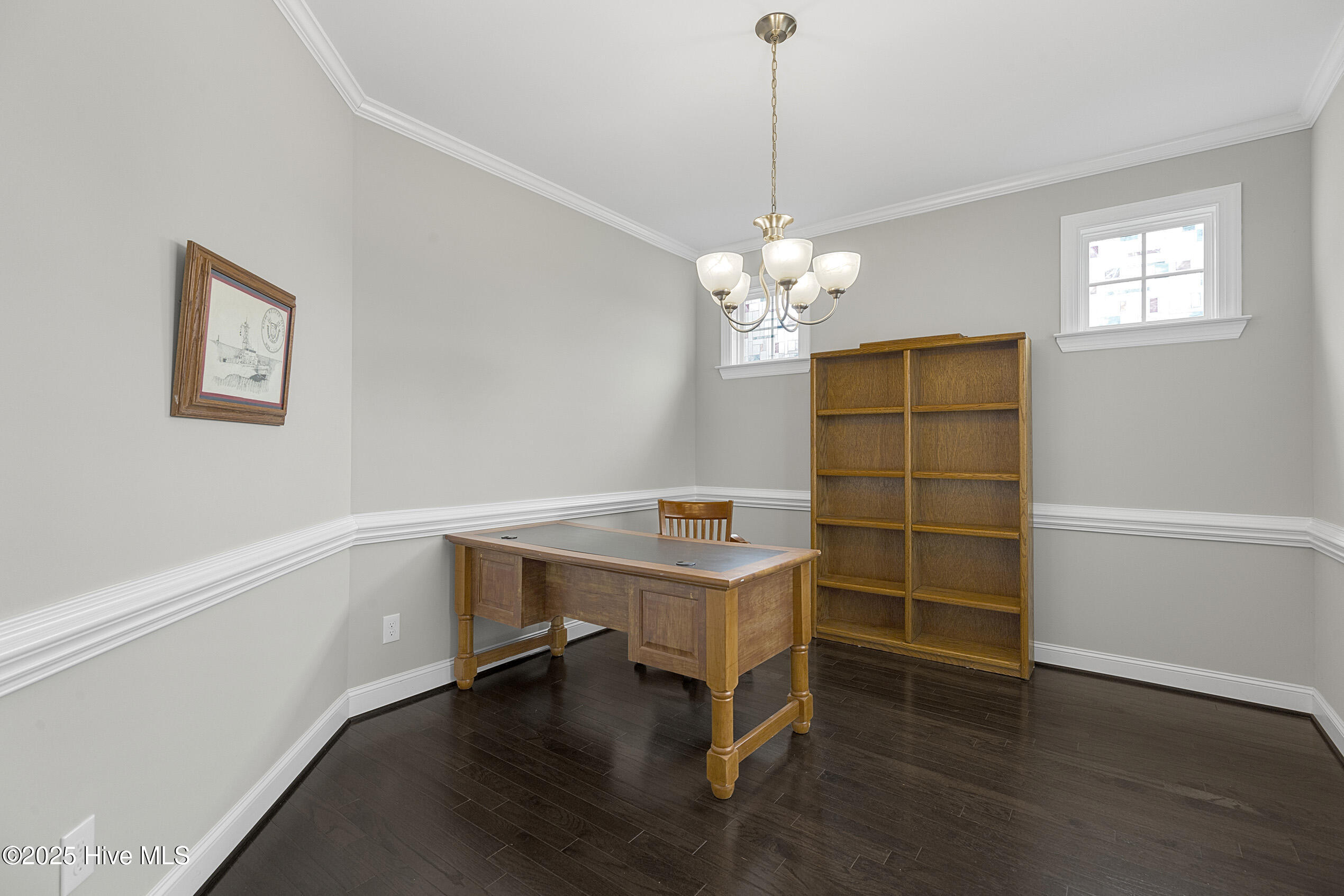 5028 Laurenbridge Lane Property Photo 15