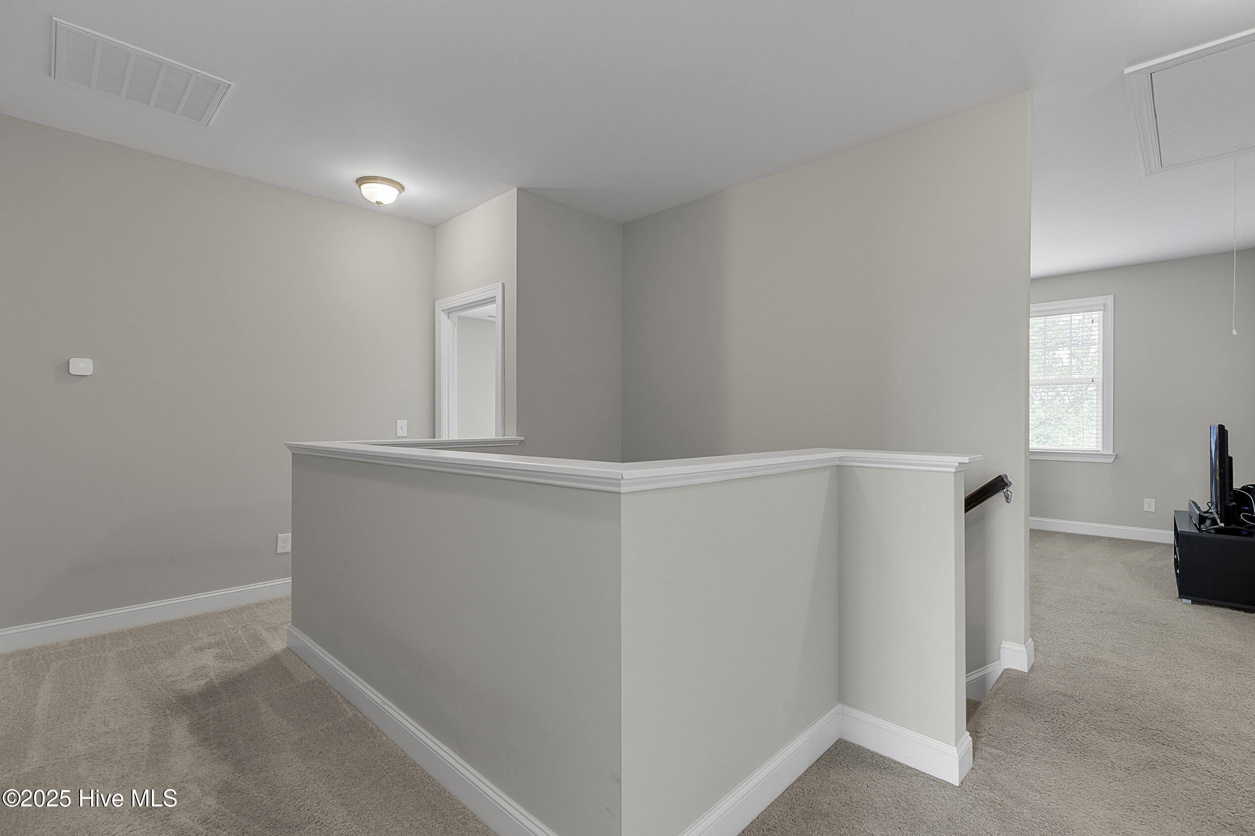 5028 Laurenbridge Lane Property Photo 29