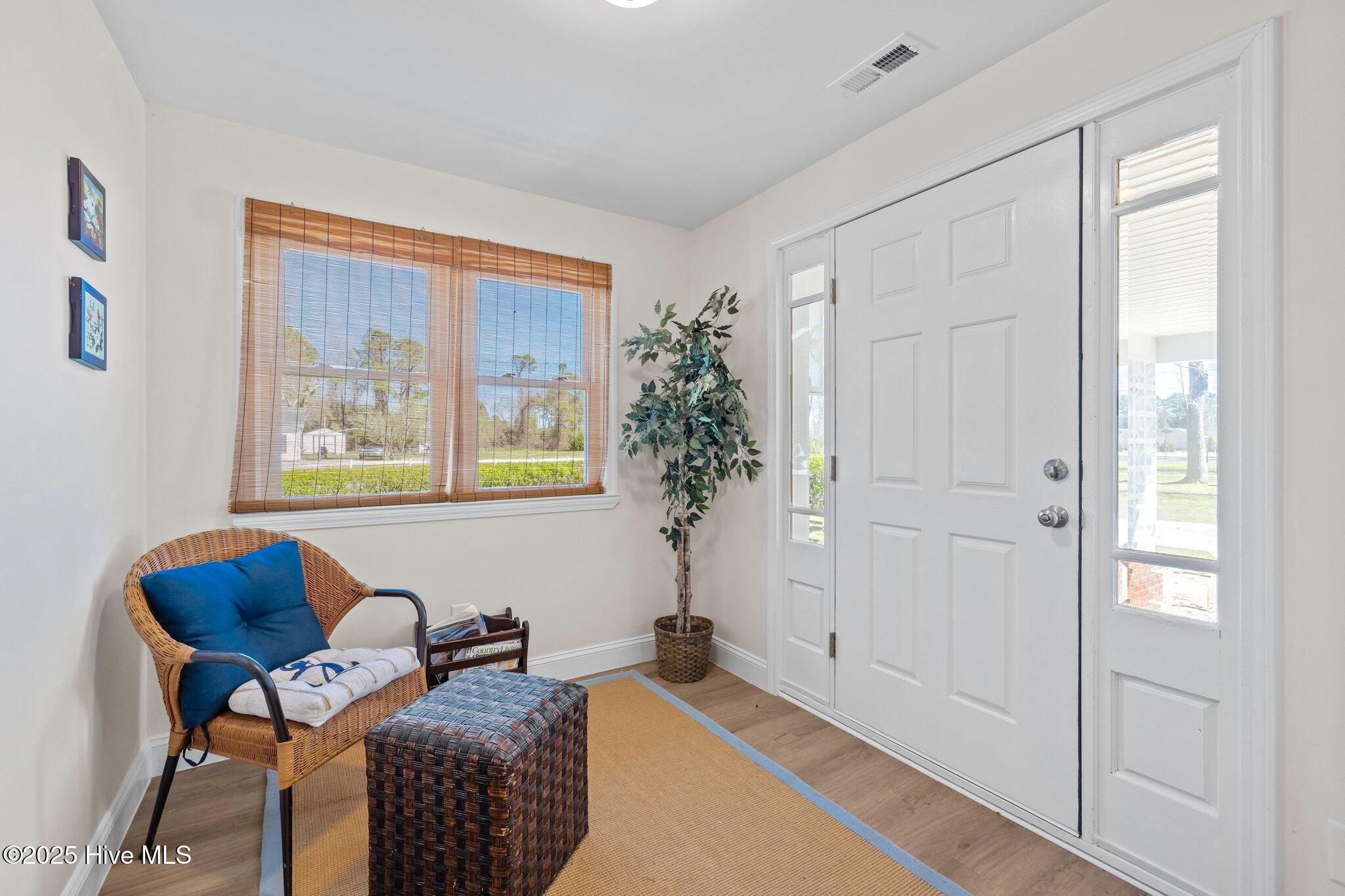 1041 Highway 101 Property Photo 6