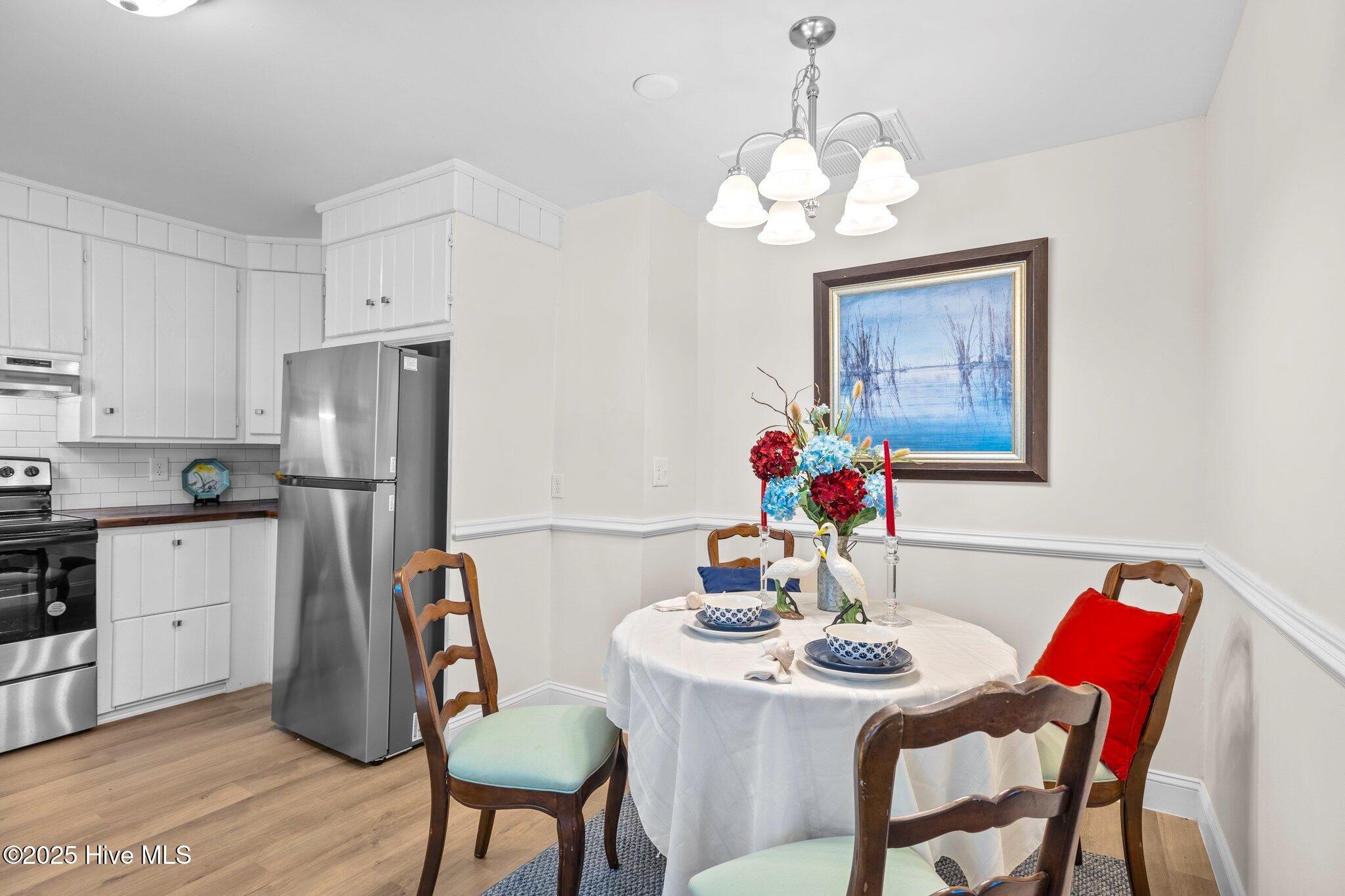 1041 Highway 101 Property Photo 11