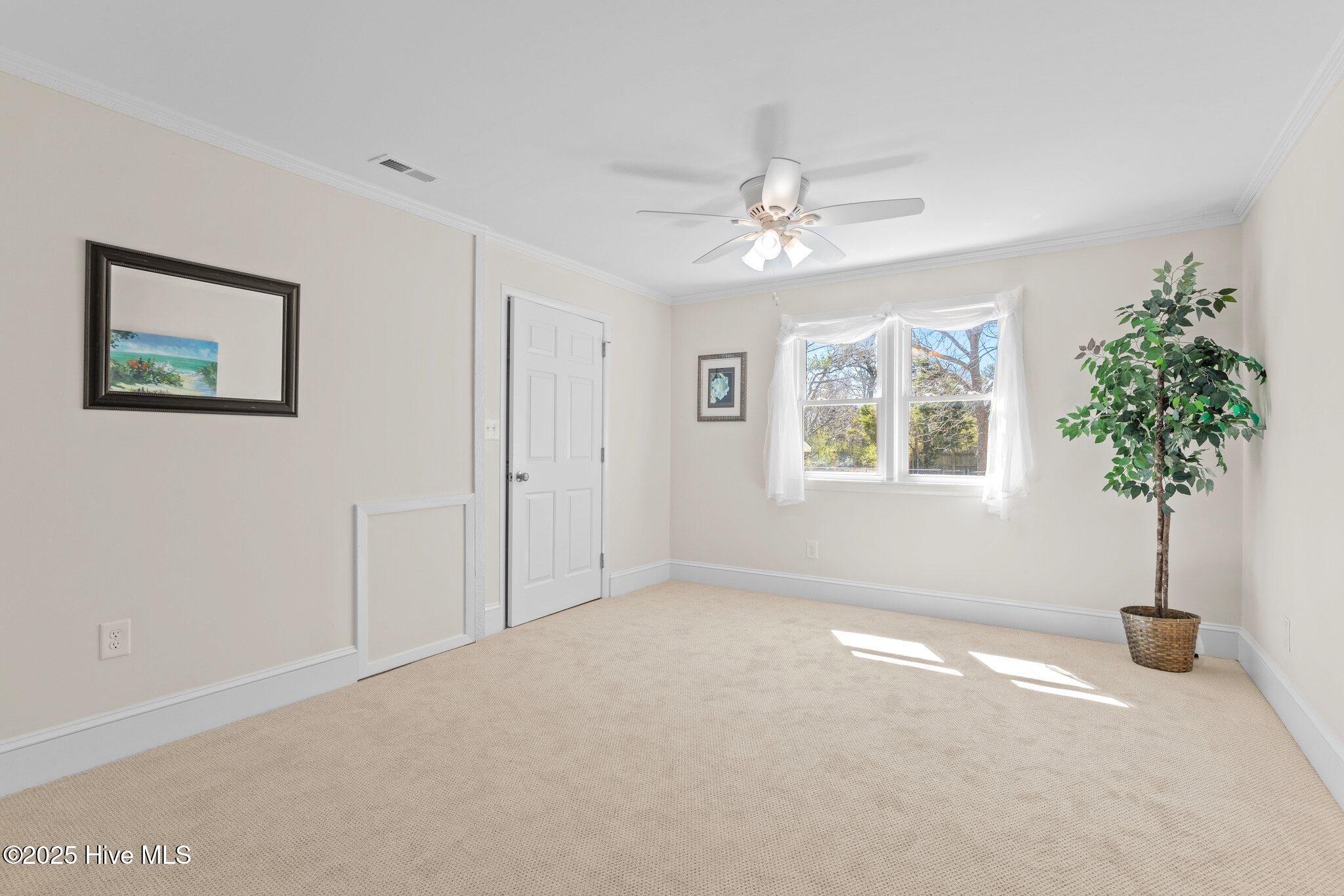 1041 Highway 101 Property Photo 15