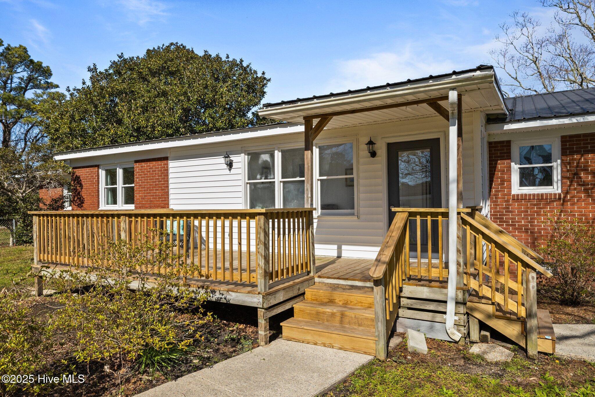 1041 Highway 101 Property Photo 30