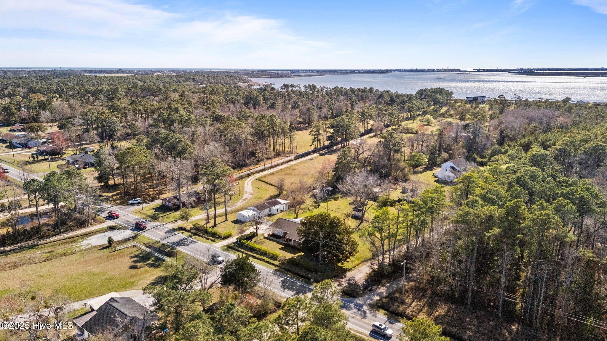 1041 Highway 101 Property Photo 42